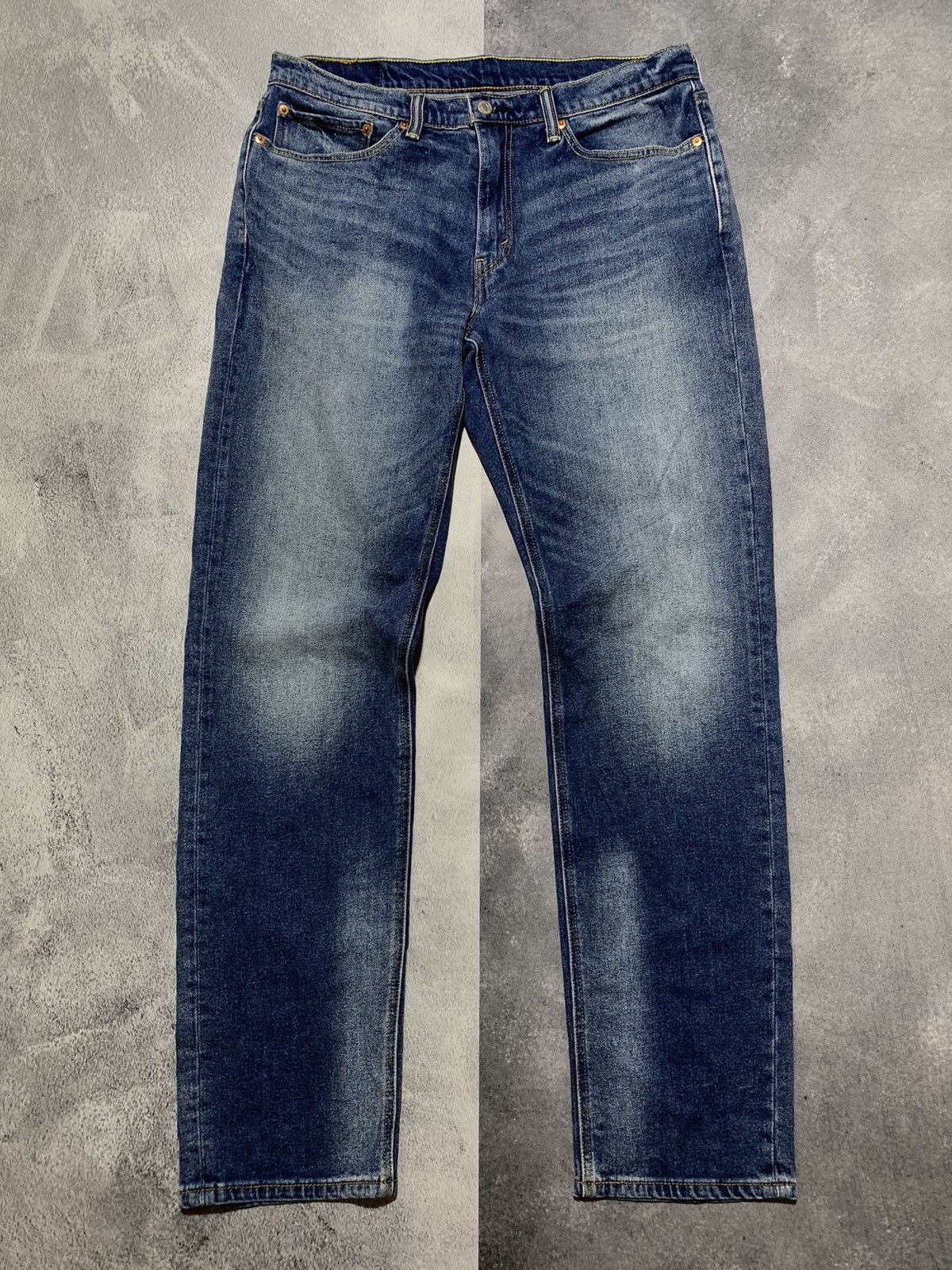 Levi's × Vintage Vintage Y2K Levi’s 541 faded jeans streetwear size 34x36 Size US 34 / EU 50 - 4 Thumbnail