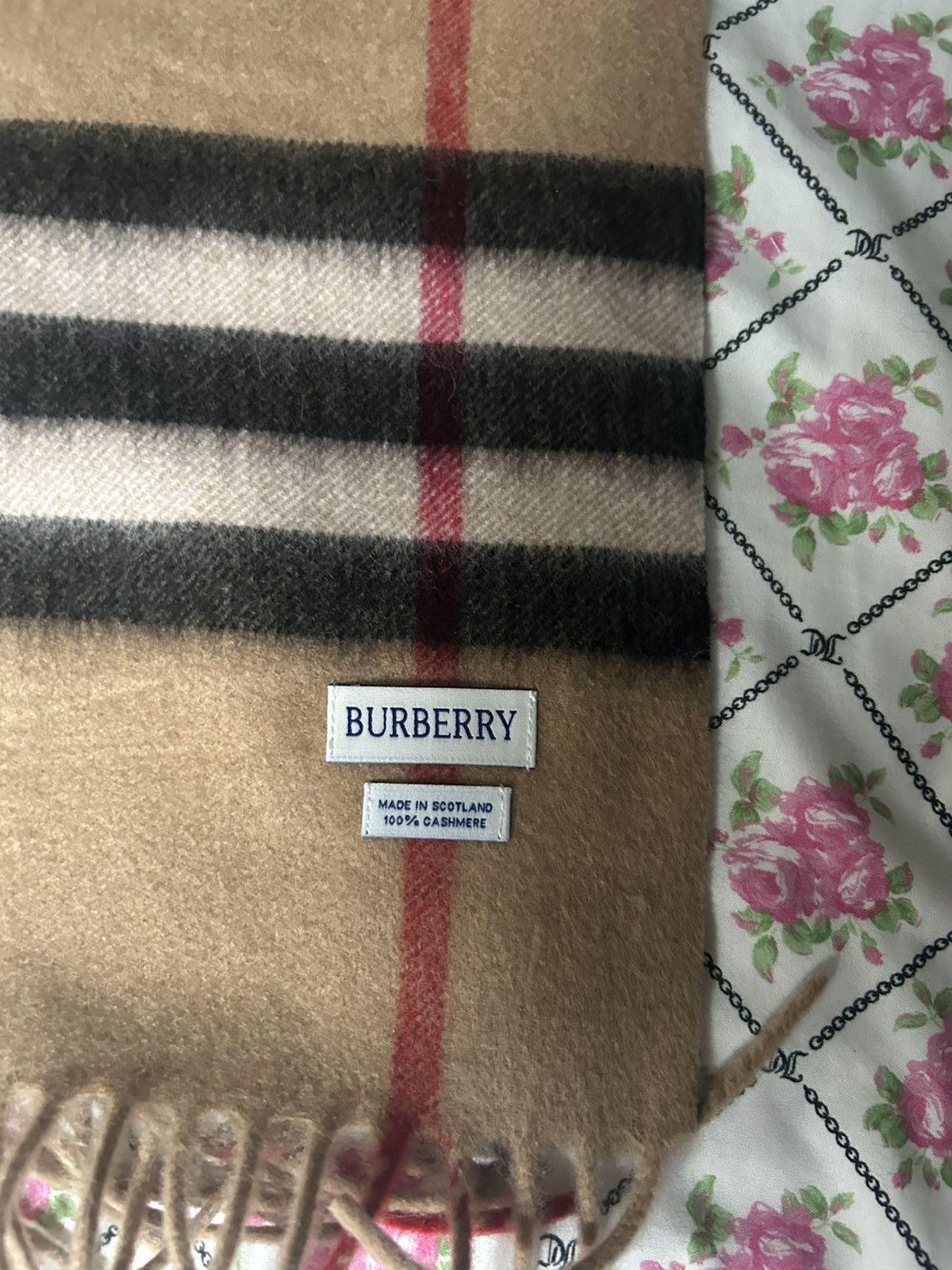 Burberry Burberrh Cashmere Scarf Size ONE SIZE - 1 Thumbnail