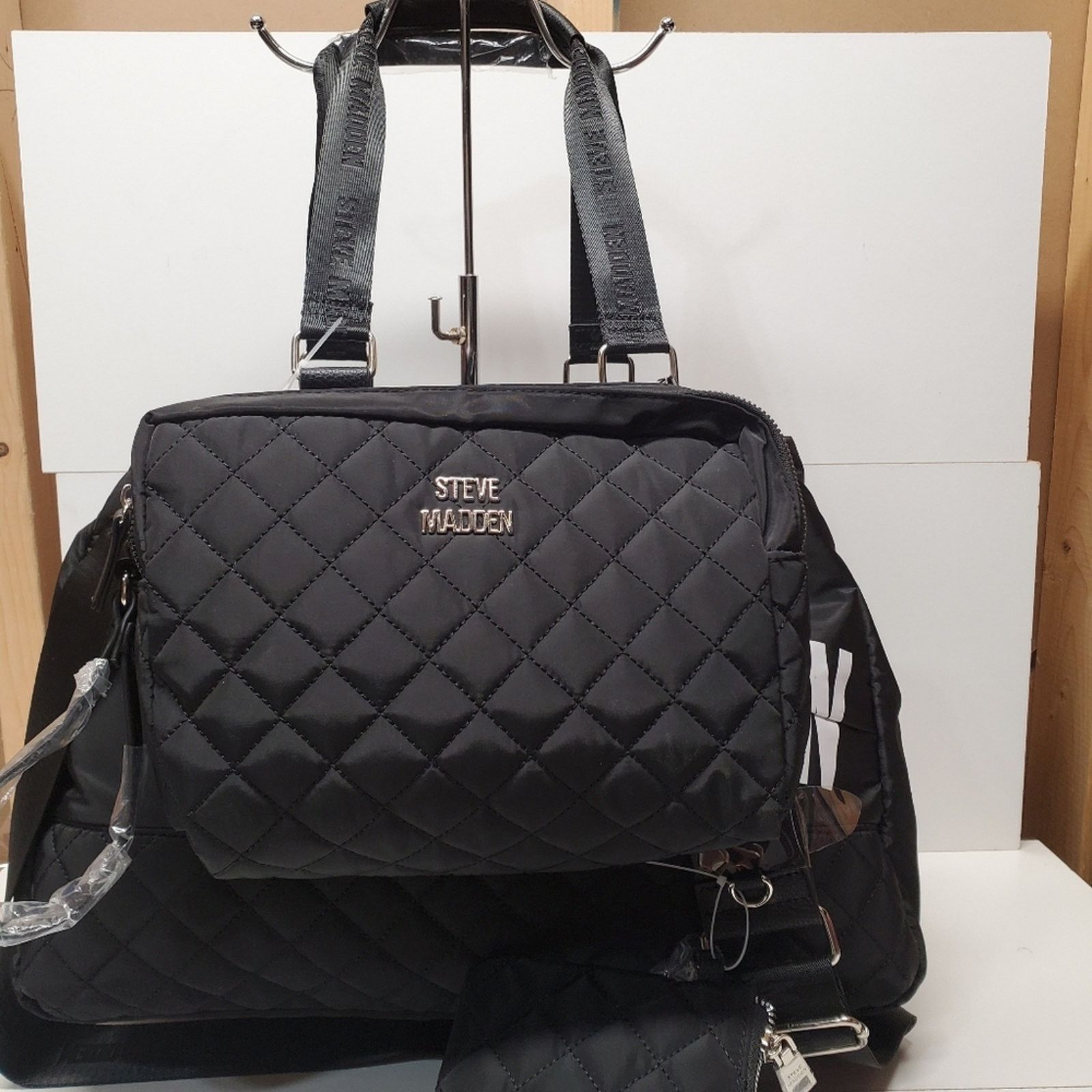Steve Madden Steve madden Nylon Bsasha set comes with a matching cosmetic Size ONE SIZE - 3 Thumbnail