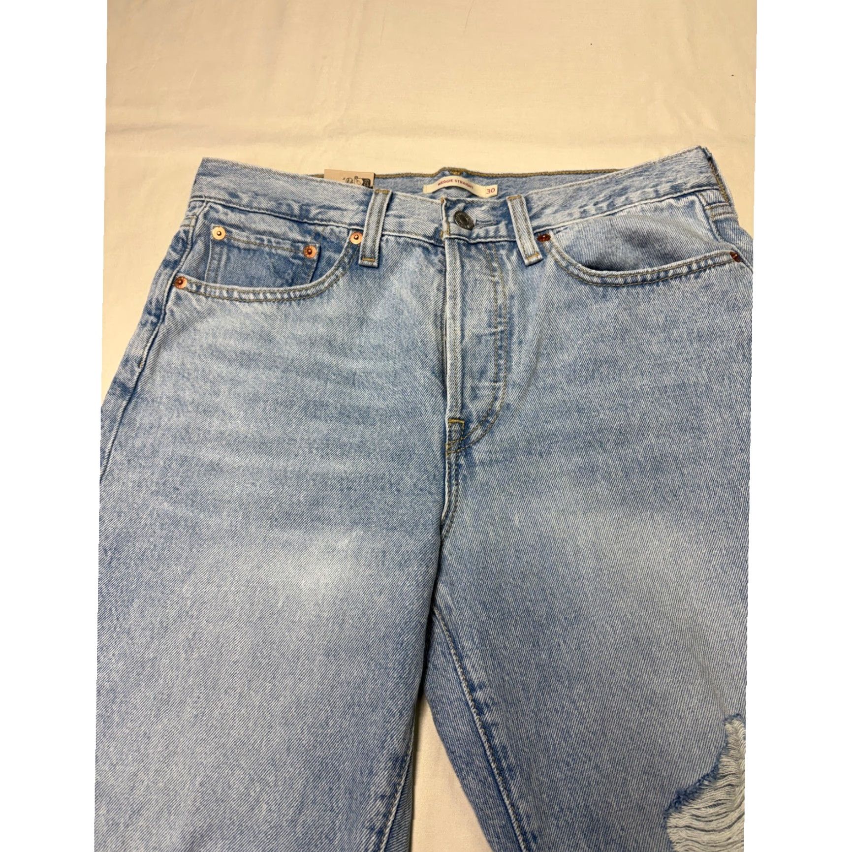 Levi's NWT Levi's Wedgie Straight Jeans Womens 31 Light Wash Distressed 5-Pocket High Rise 100% Cotton Denim Modern Grunge 28 Inseam Size 24" / US 00 / IT 34 - 2 Thumbnail