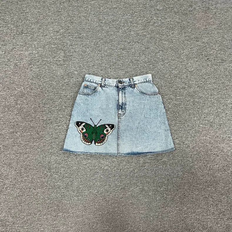 Gucci Gucci Butterfly washed denim skirt Size 26" / US 2 / IT 38 - 1 Thumbnail