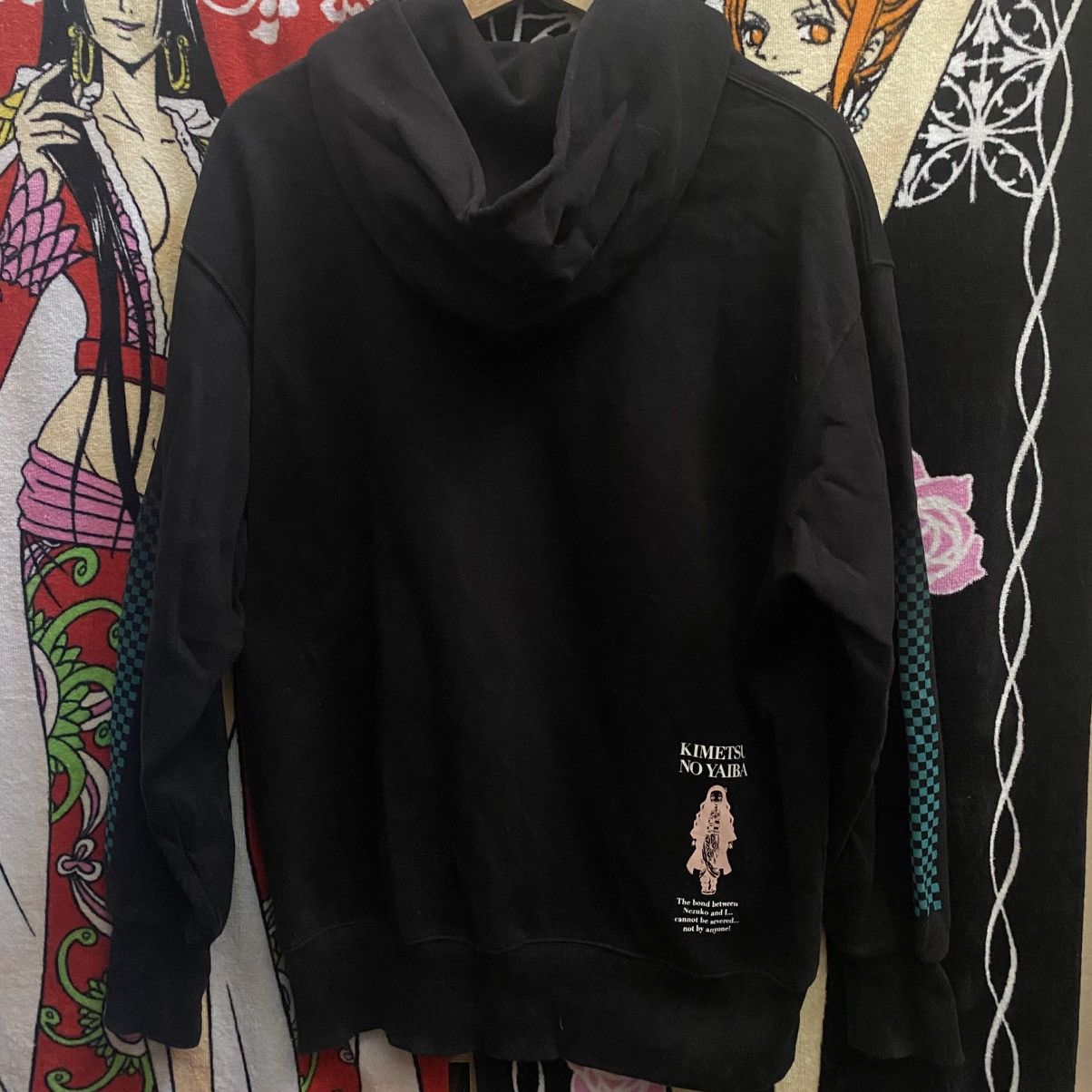 GU ANIME DEMON SLAYER X GU KAMADO TANJIRO Size US L / EU 52-54 / 3 - 7 Thumbnail