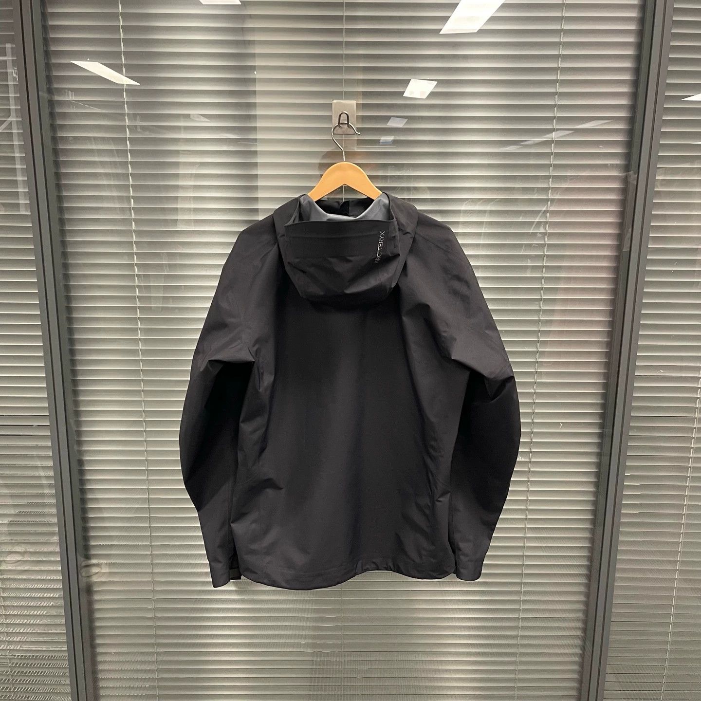 Arc'teryx Arcteryx Beta Hard Shell S 99 New 10852 Size US S / EU 44-46 / 1 - 2 Thumbnail