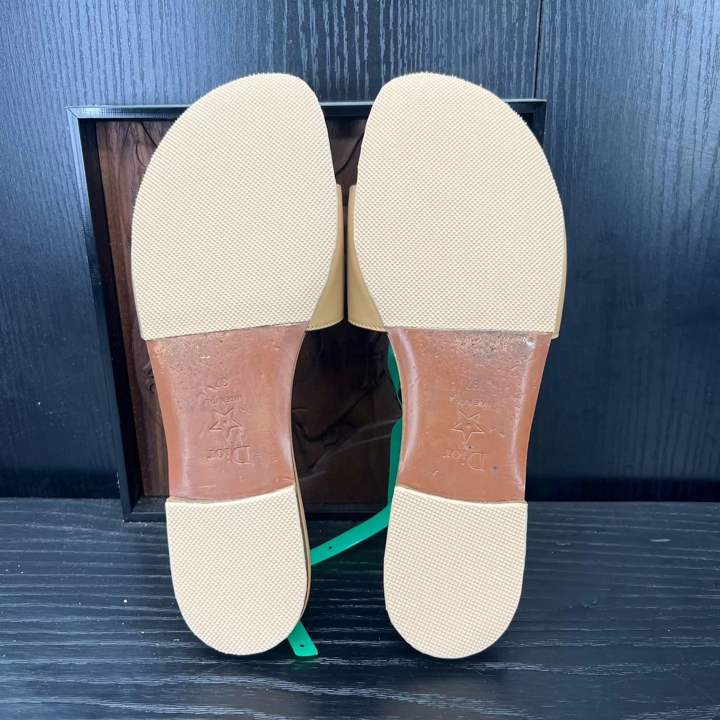 Dior Dior Pig Nose Camel Slipper 37 with box Size US 6.5 / IT 36.5 - 6 Thumbnail