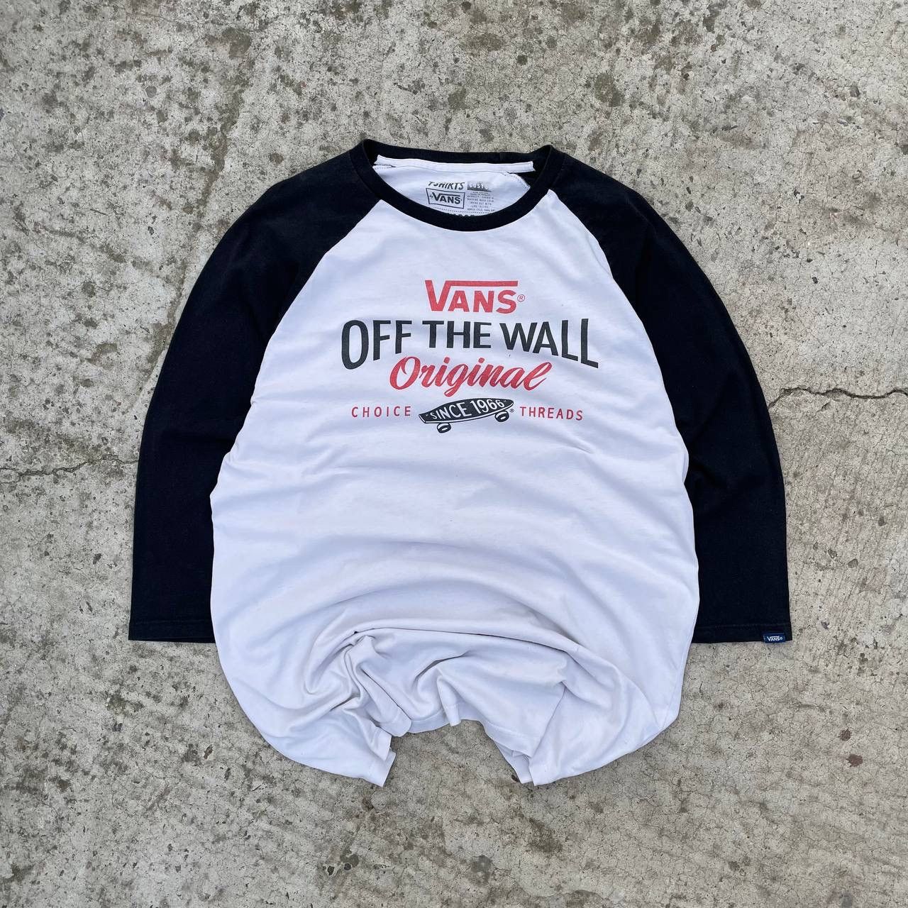 Vans Vintage Man’s Vans Long sleeve T-shirts 3/4 Old School Y2K Size US L / EU 52-54 / 3 - 1 Thumbnail