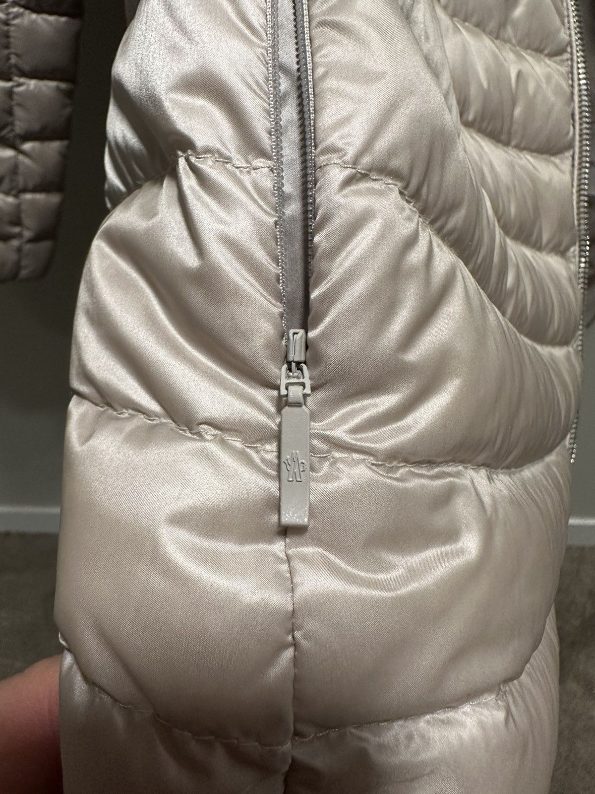 Moncler Moncler Grey Agatelon Long Puffer Jacket Size 2 / Small Size XS / US 0-2 / IT 36-38 - 18 Thumbnail