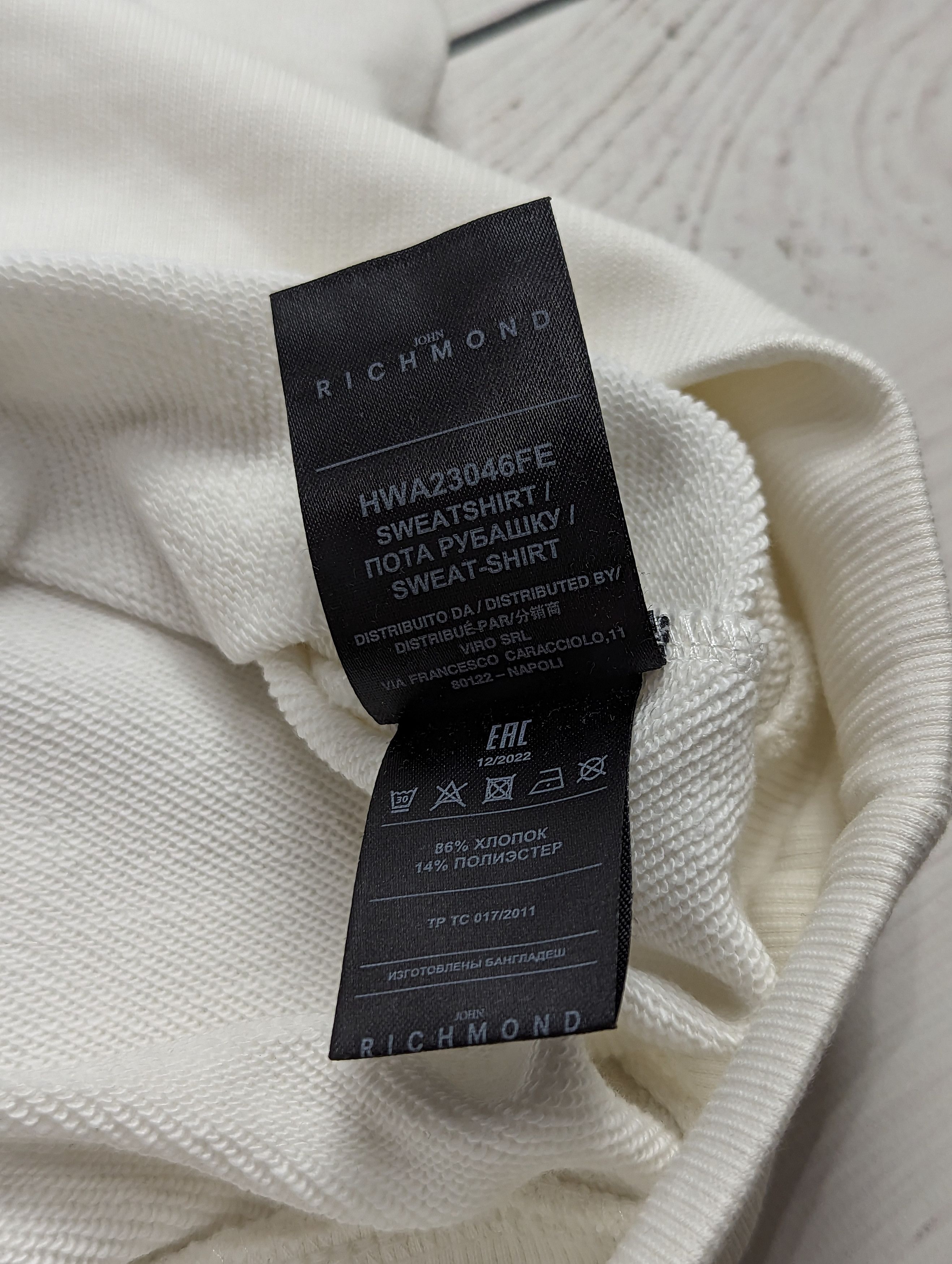John Richmond John Richmond white sweatshirt size M L Size US M / EU 48-50 / 2 - 12 Thumbnail