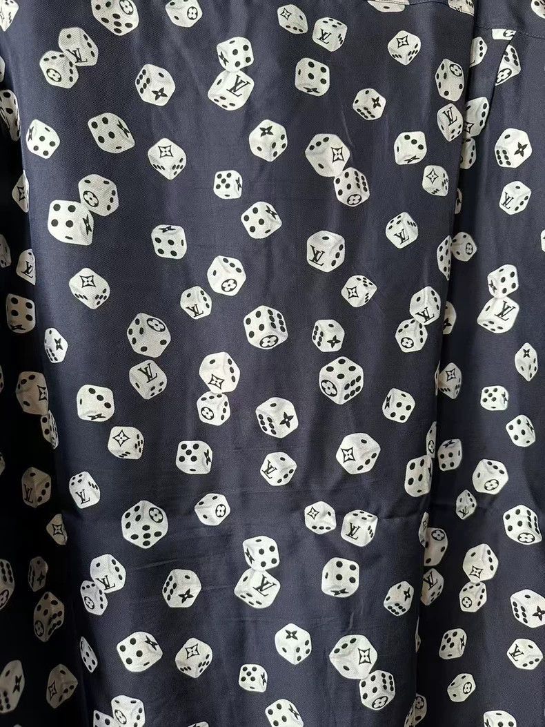 Louis Vuitton Louis Vuitton Dice Print Shirt Size L-2506 Size L / US 10 / IT 46 - 5 Thumbnail