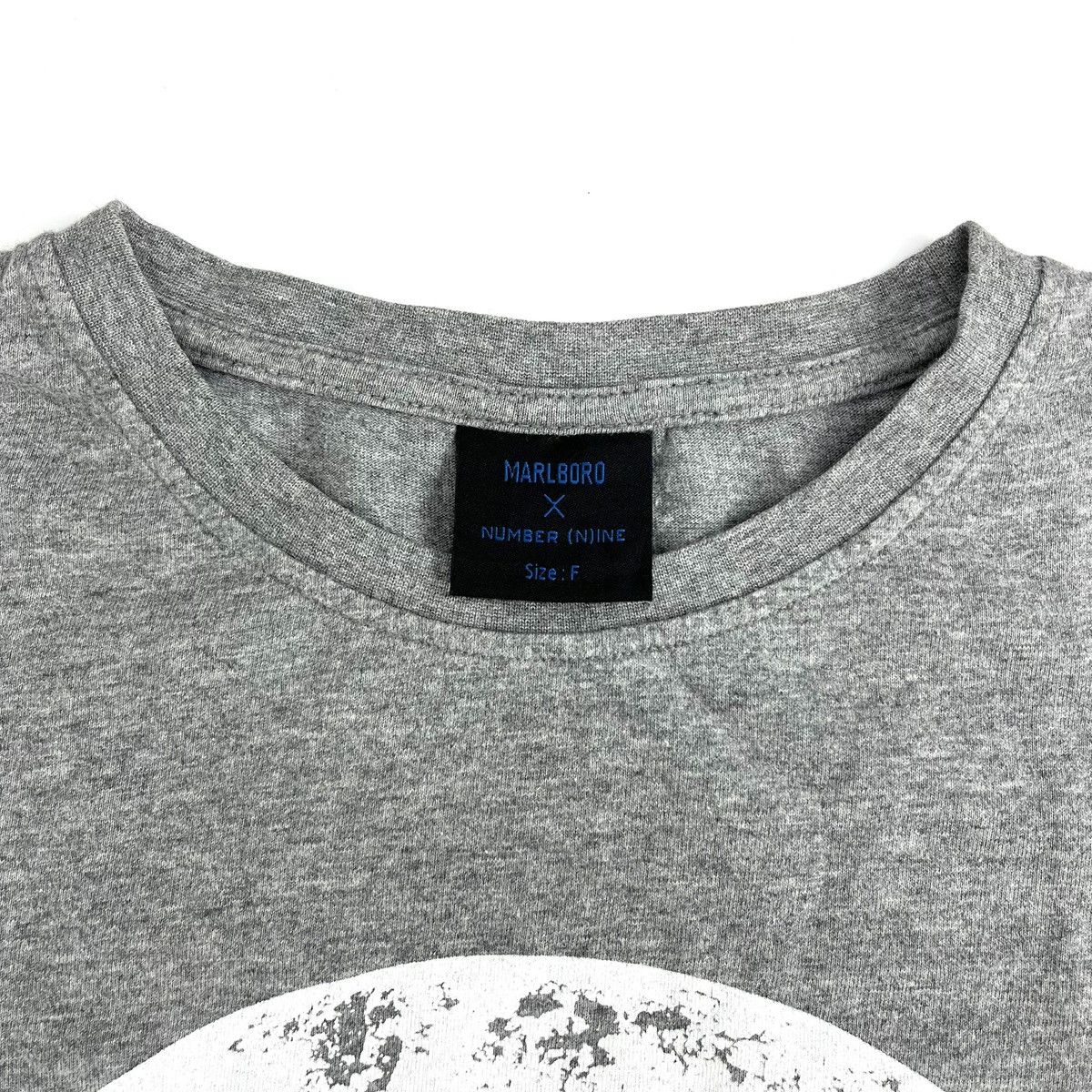 Number (N)ine 2000s Number (N)ine Marlboro Moon Logo Tshirt Heather Gray Size US M / EU 48-50 / 2 - 6 Thumbnail