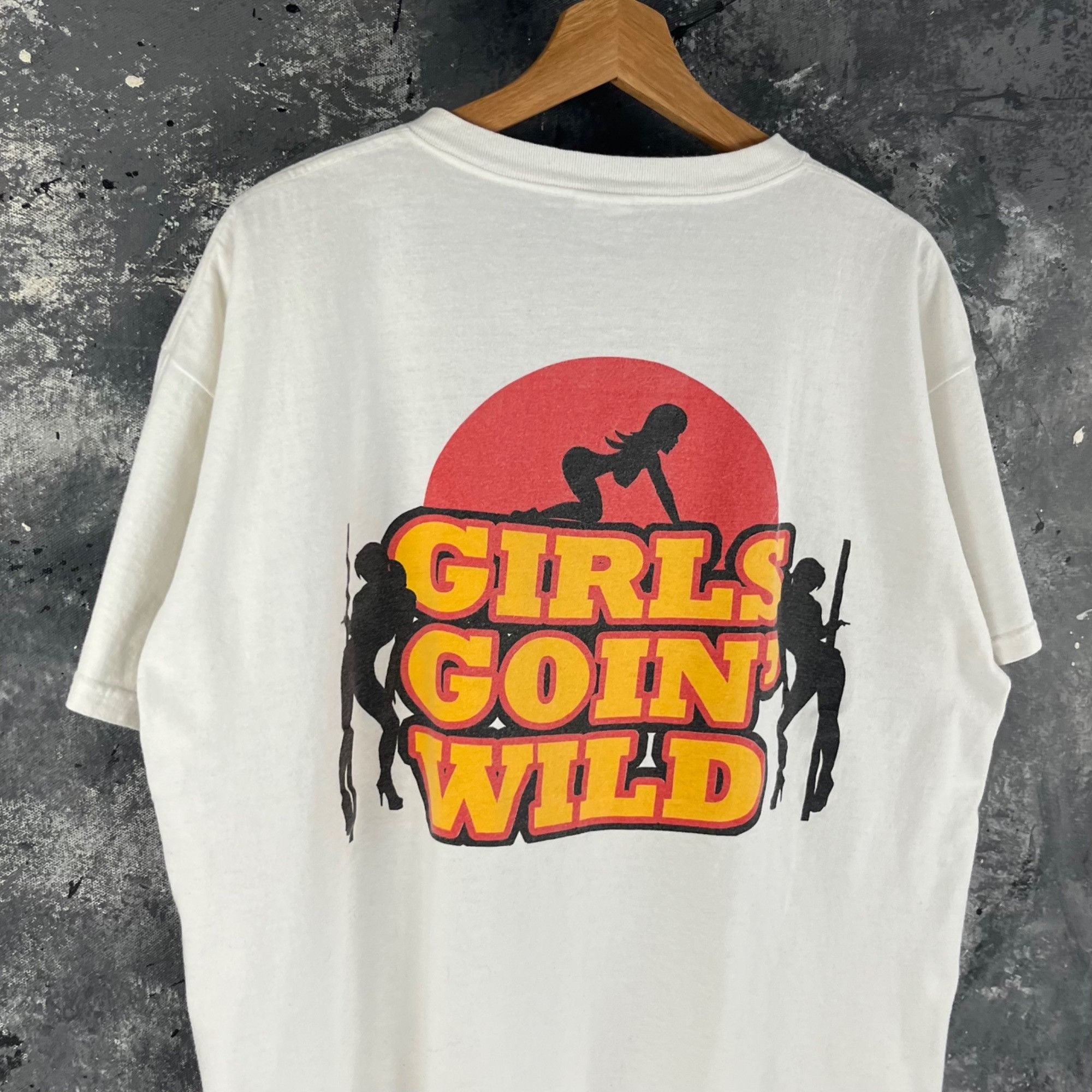 Vintage Vintage Y2K Girls Goin Wild shirt Size US XL / EU 56 / 4 - 3 Thumbnail