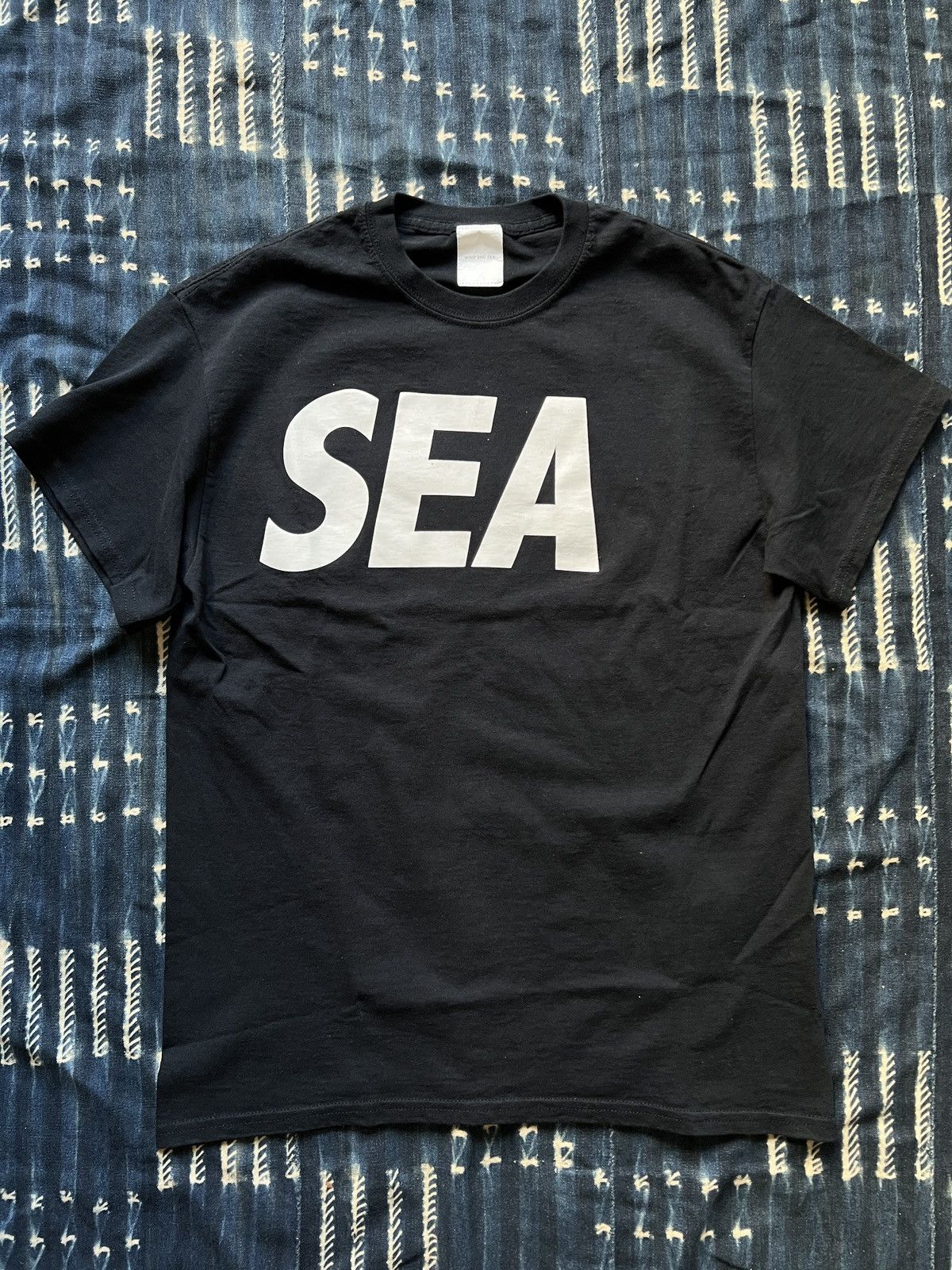 Japanese Brand Wind And Sea Basic Logo Tee 1st Size US M / EU 48-50 / 2 - 1 Thumbnail