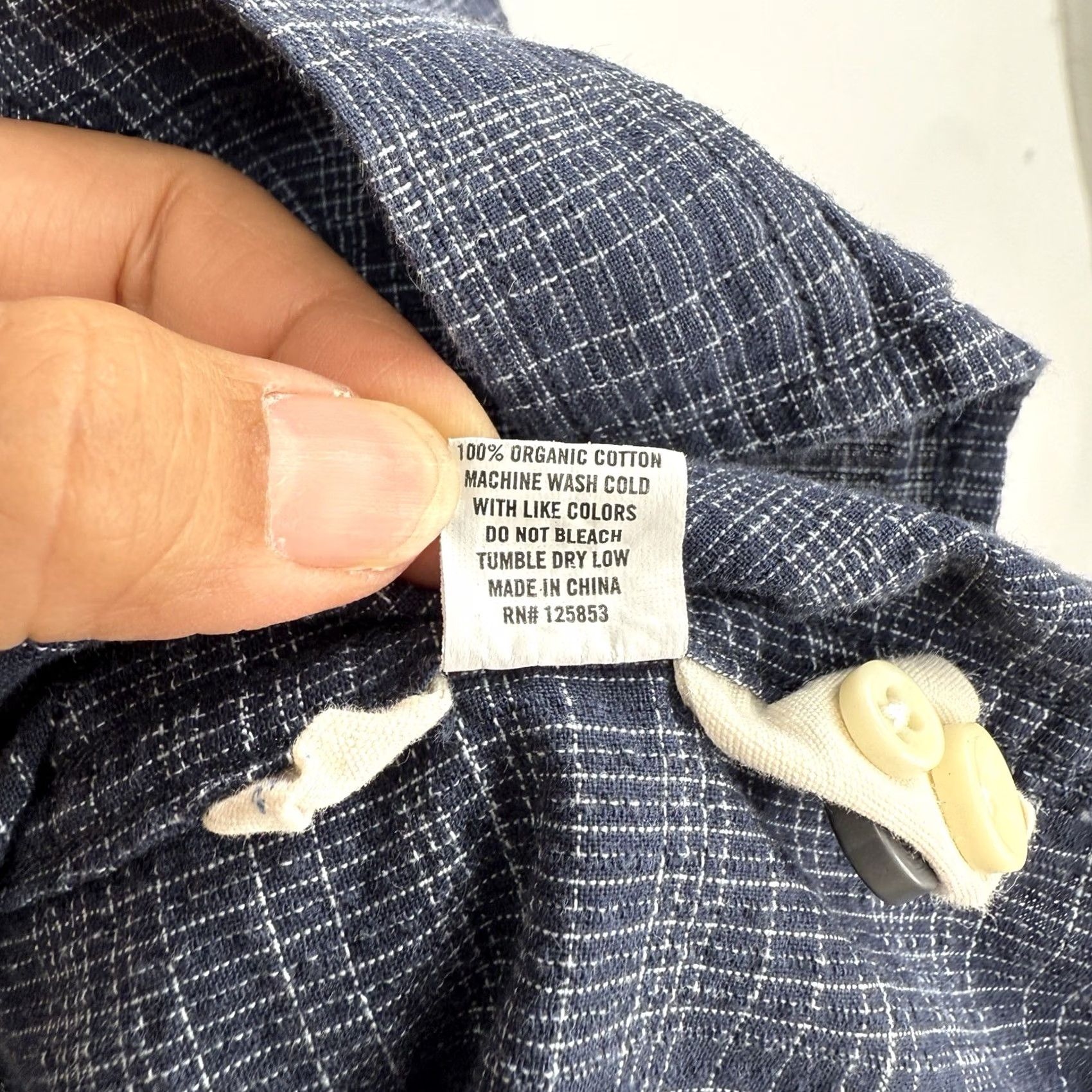 Taylor Stitch Taylor Stitch Shirt Mens 42 Organic Cotton Woven Long Sleeve Button Up Navy Size US XL / EU 56 / 4 - 4 Thumbnail