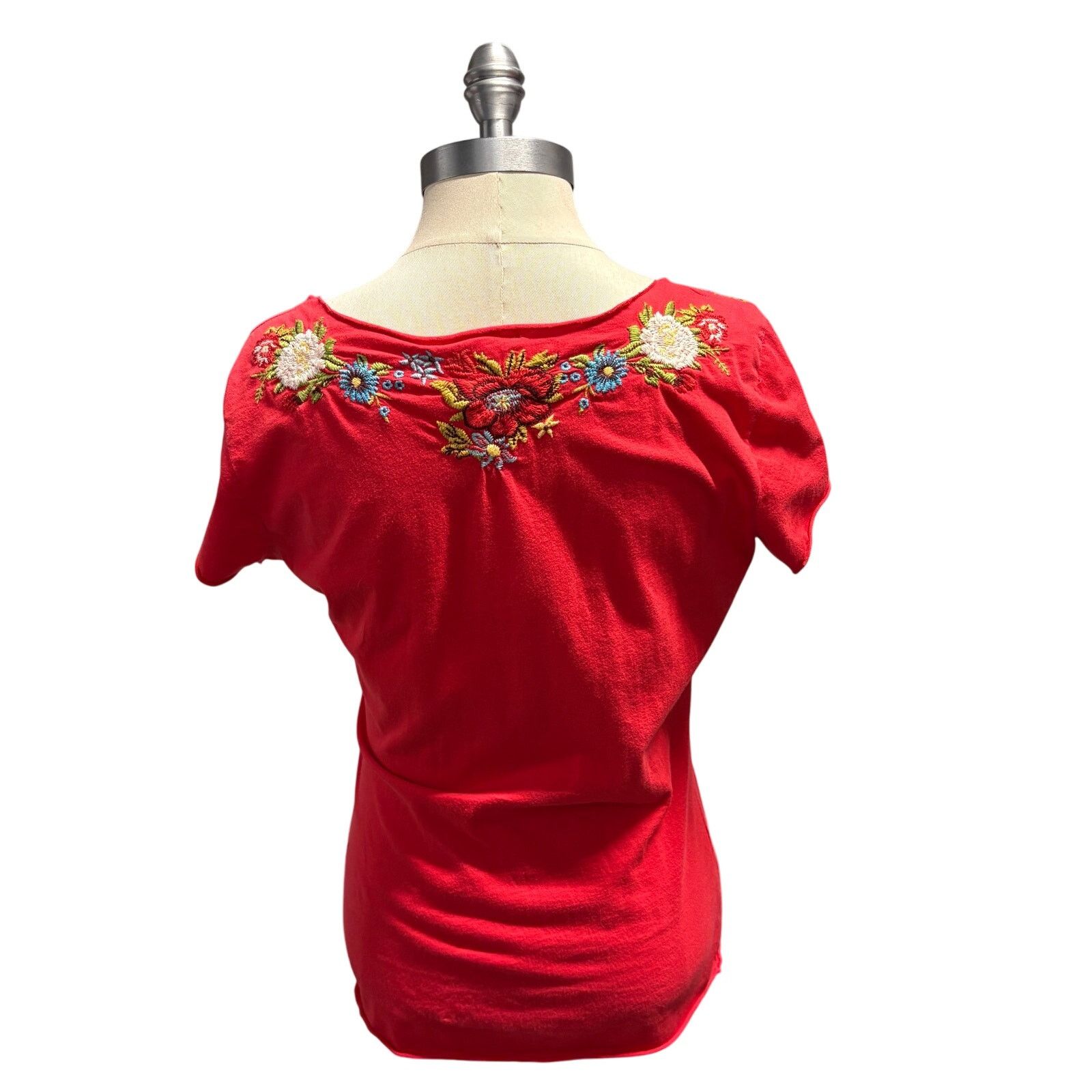 Johnny Was JW Los Angeles Red V-Neck Floral Embroidered Top SM Women’s Size S / US 4 / IT 40 - 5 Thumbnail