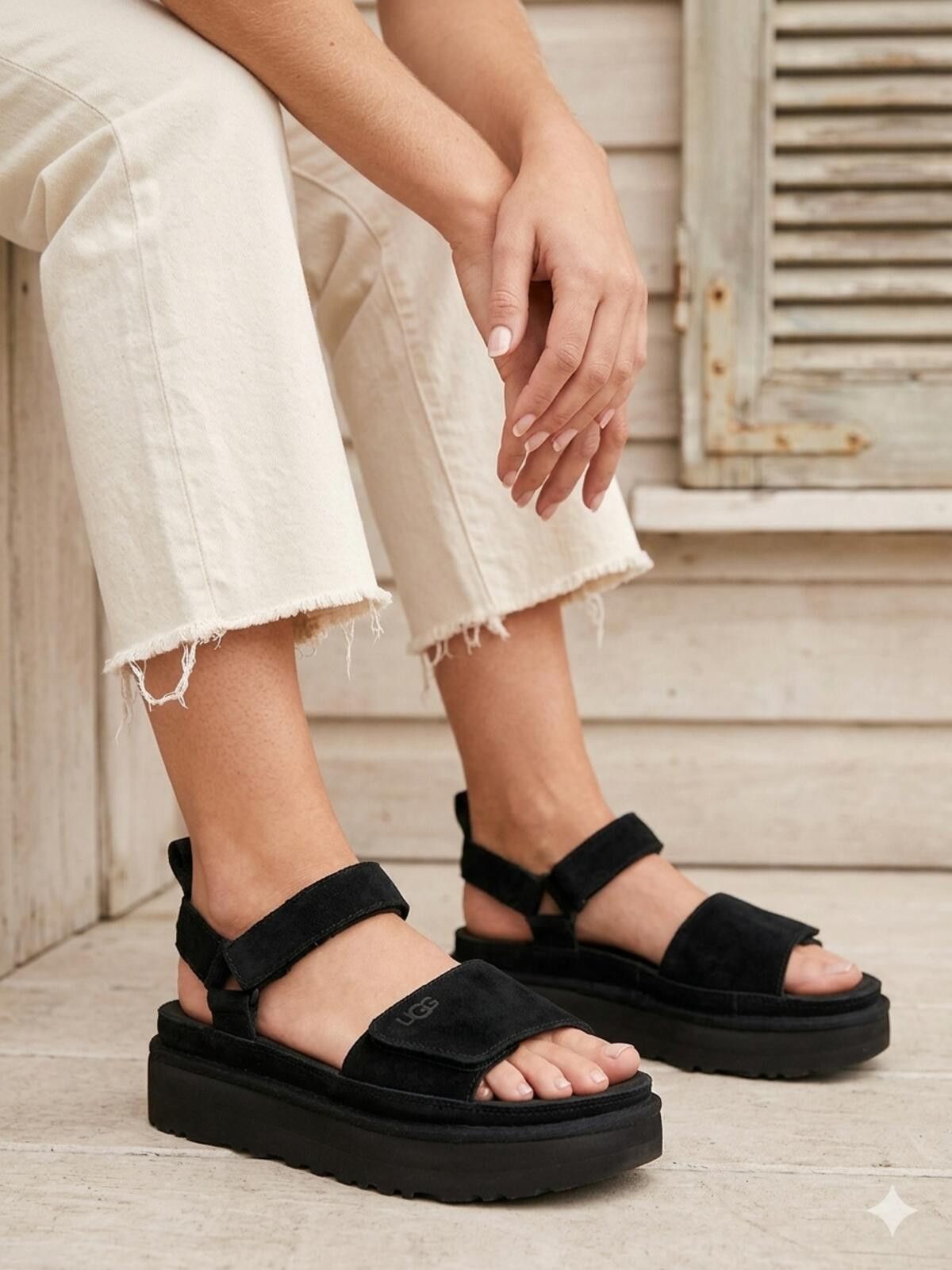 Ugg UGG Goldenstar Black Suede Platform Sandals 9 Size US 9 / IT 39 - 1 Thumbnail