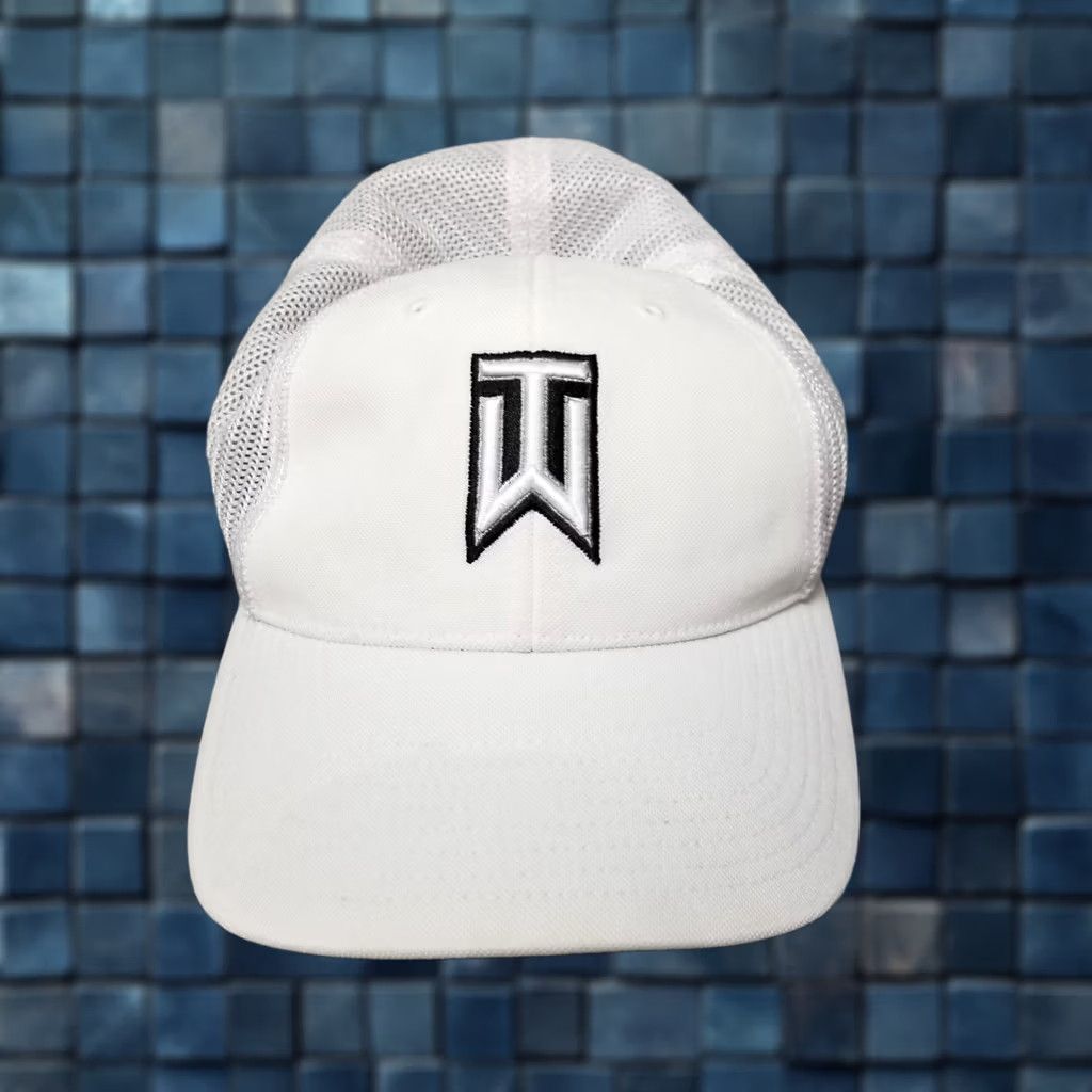 Nike Nike Tiger Woods Hat Cap Fitted Mens L White Trucker Golf VRS Flexfit Size ONE SIZE - 1 Thumbnail