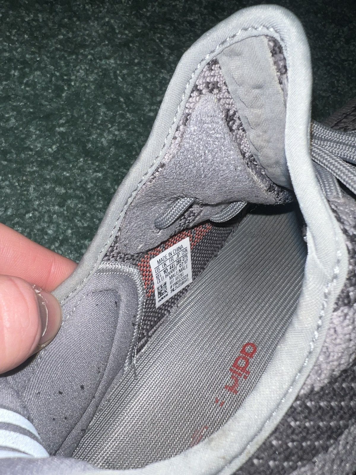 Yeezy Yeezy Beluga 2.0 Size US 10.5 / EU 43-44 - 7 Thumbnail