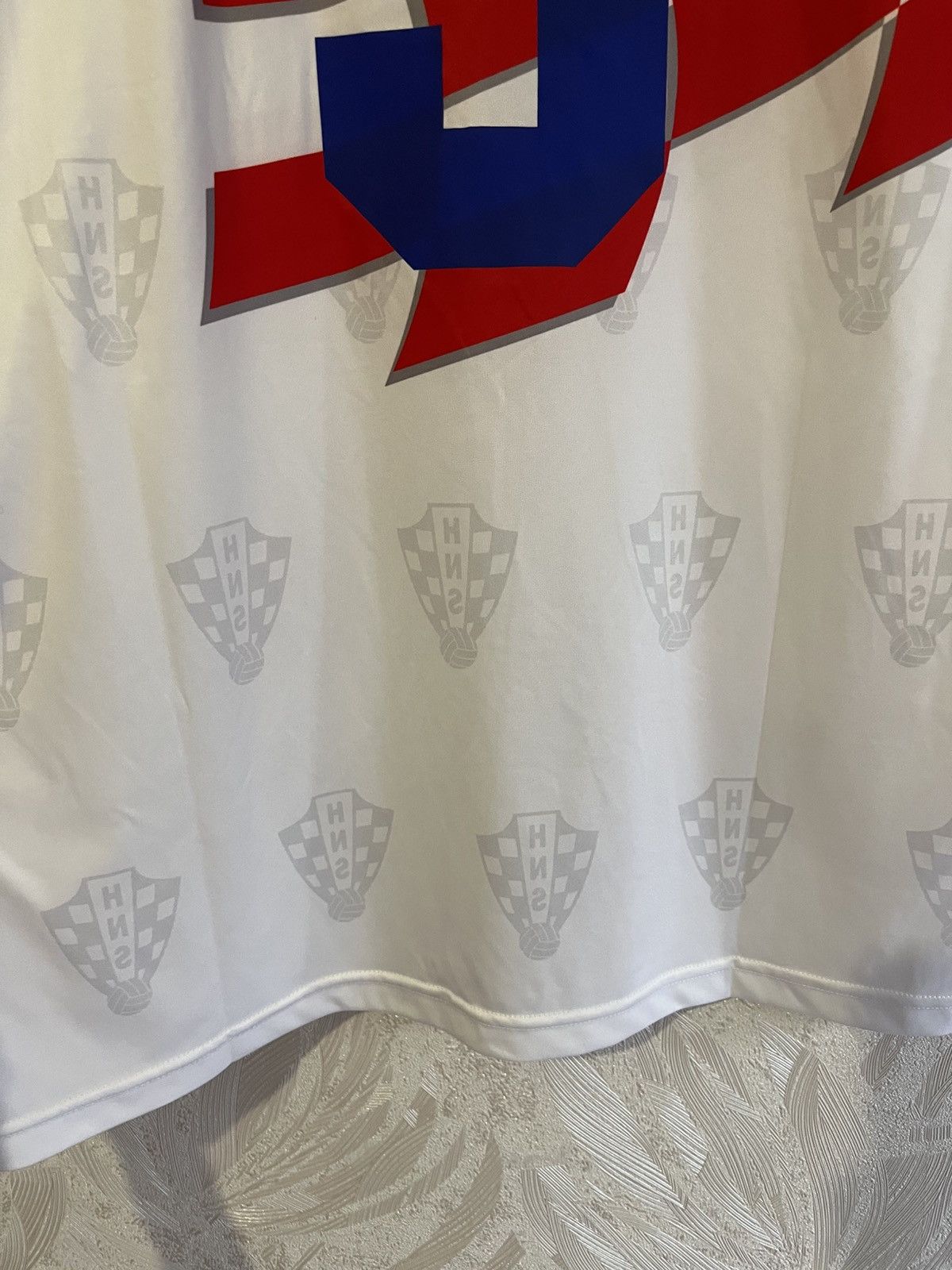 Lotto Sport RARE🔥 1998 Lotto Croatia Away Soccer Jersey Suker Vintage Size US XL / EU 56 / 4 - 6 Thumbnail