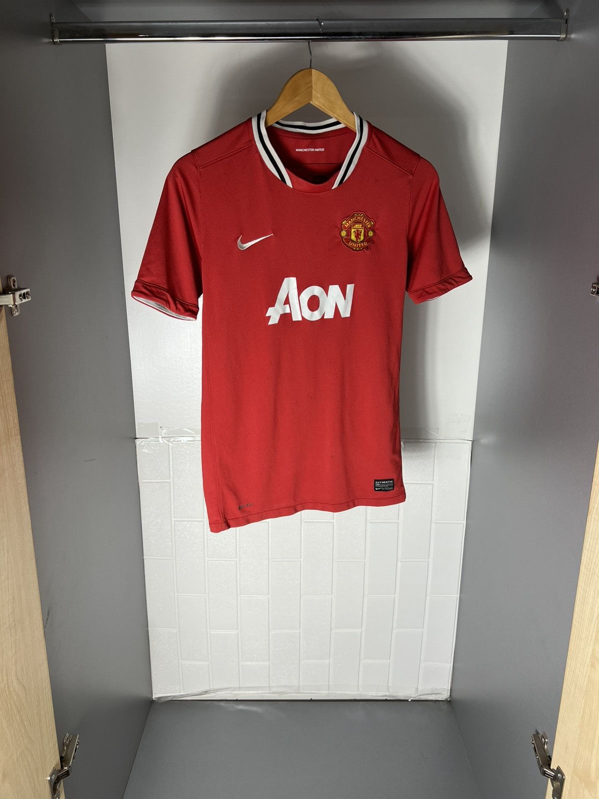 Nike VINTAGE NIKE FC MANCHESTER UNITED ENGLAND SOCCER JERSEY Y2K Size US S / EU 44-46 / 1 - 7 Thumbnail