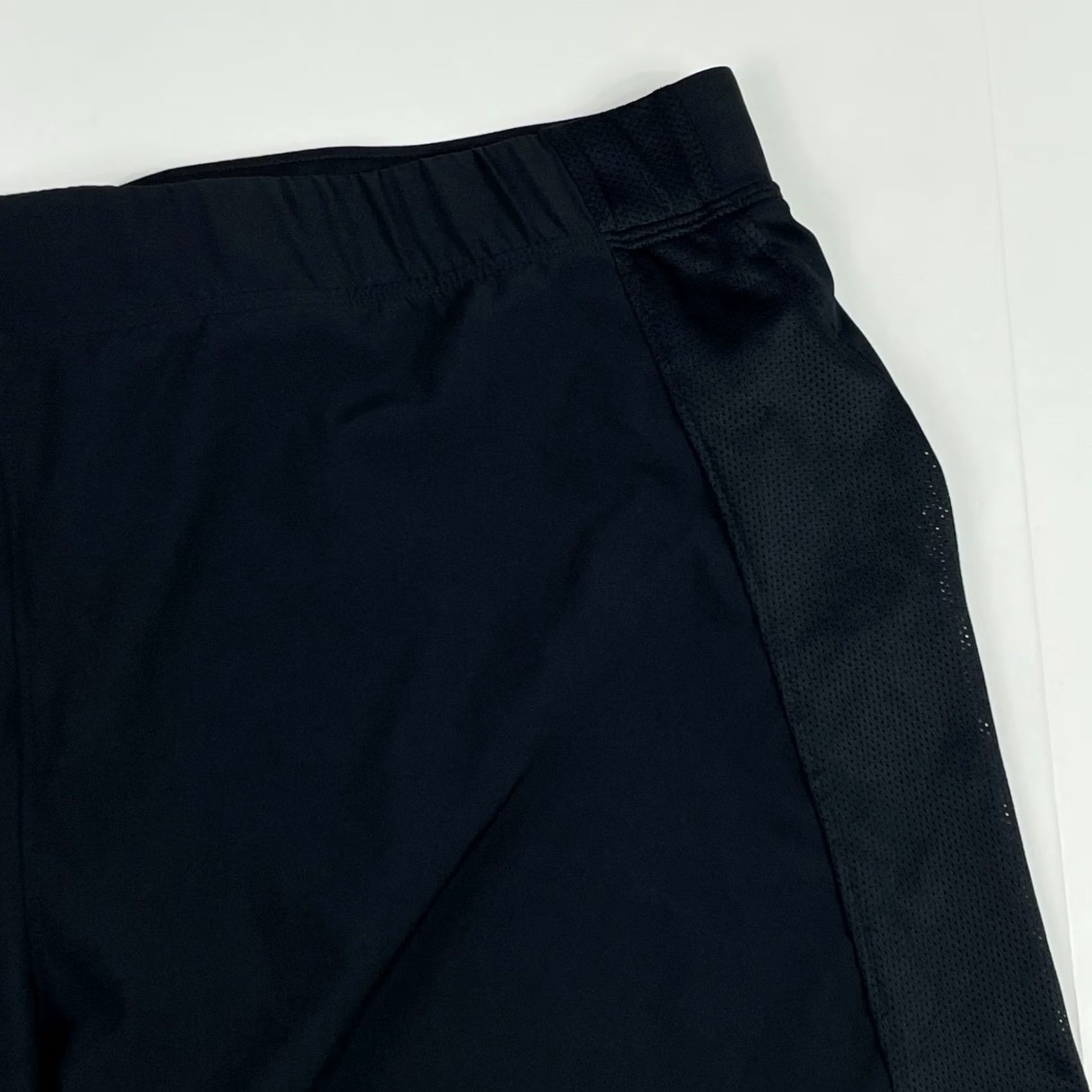 Under Armour Under Armour Shorts Mens 2XL Black SpeedPocket Runner Workout Training Lined Size US 40 / EU 56 - 3 Thumbnail
