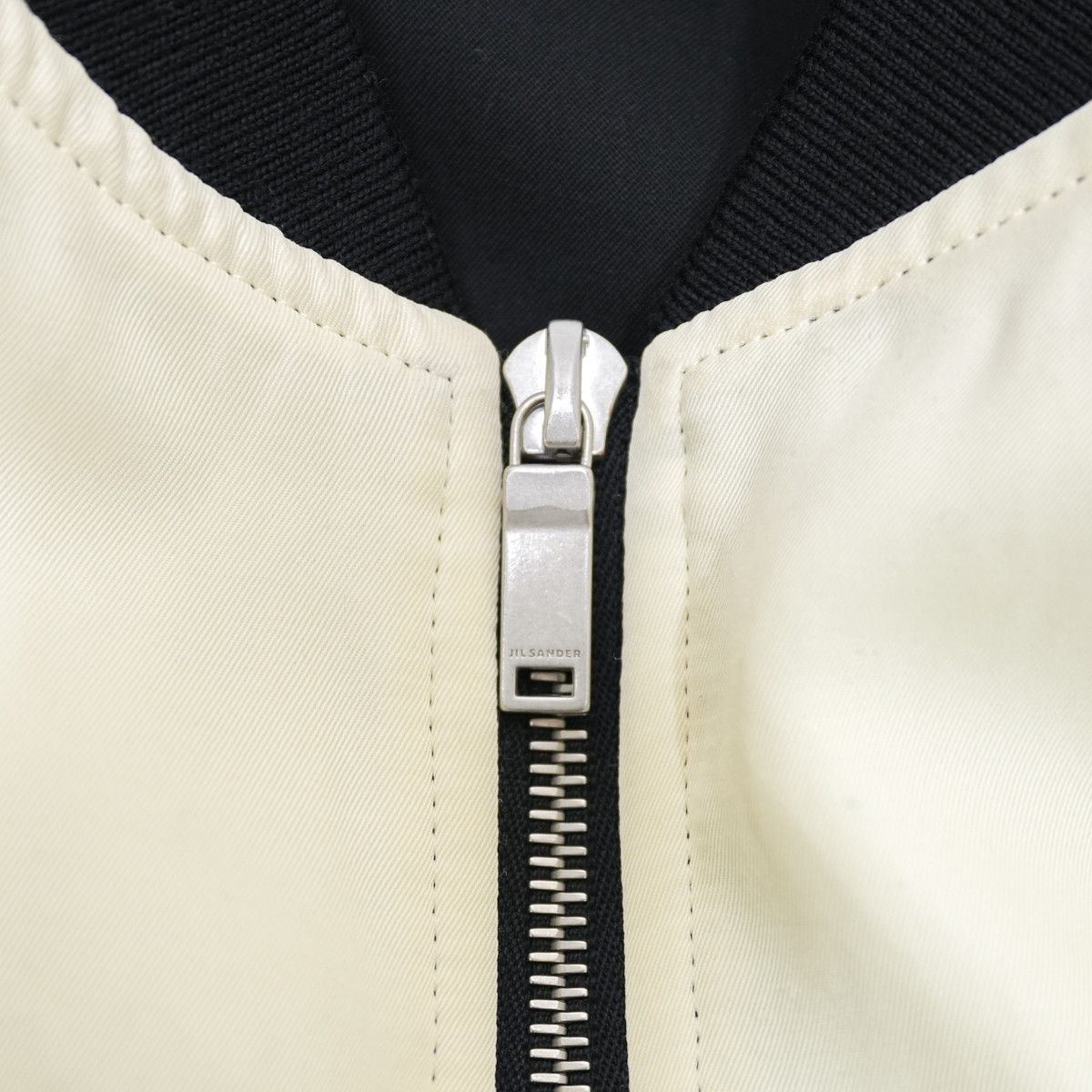 Jil Sander 2019AW WOOL PADDED REVERSIBLE ZIP-UP BOMBER JACKET Size US S / EU 44-46 / 1 - 7 Thumbnail