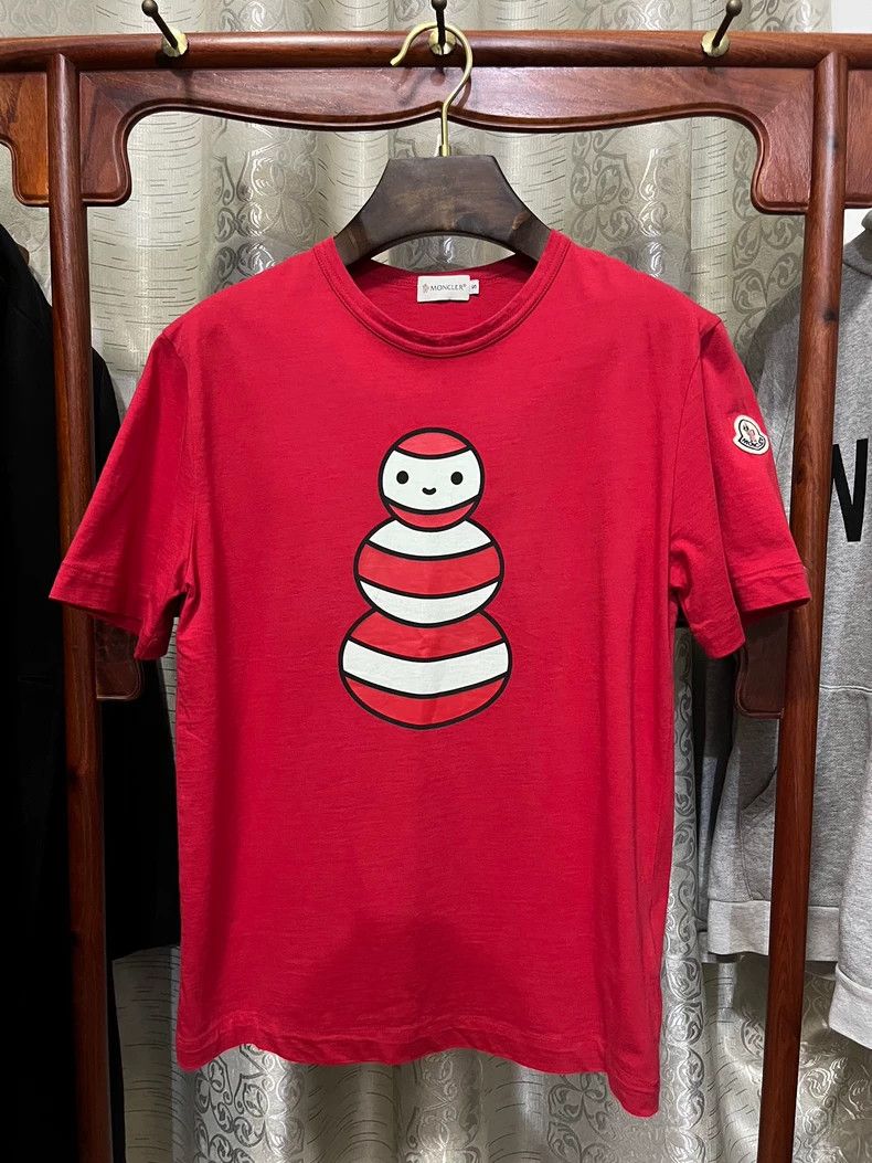 Moncler Moncler Christmas Edition Short Sleeve T-Shirt Size US S / EU 44-46 / 1 - 1 Thumbnail