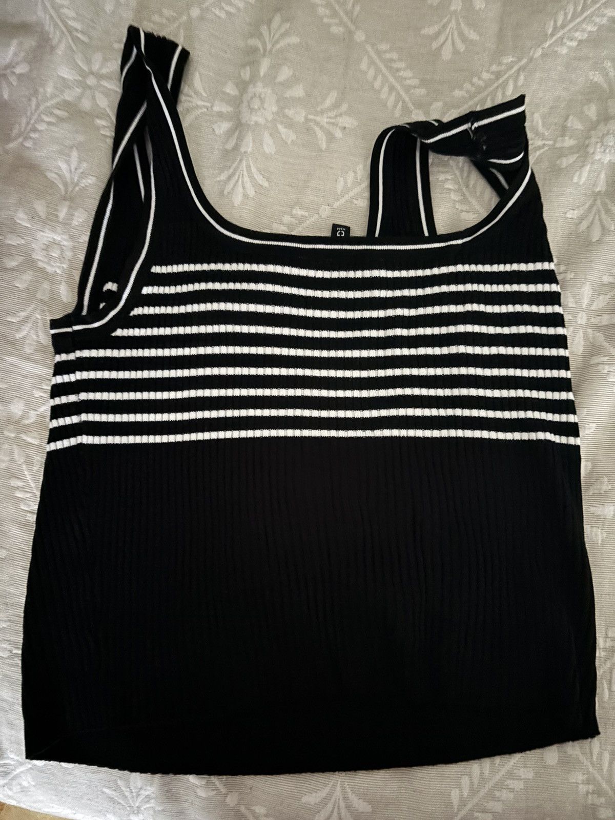 Divided black and white tank Size M / US 6-8 / IT 42-44 - 1 Thumbnail