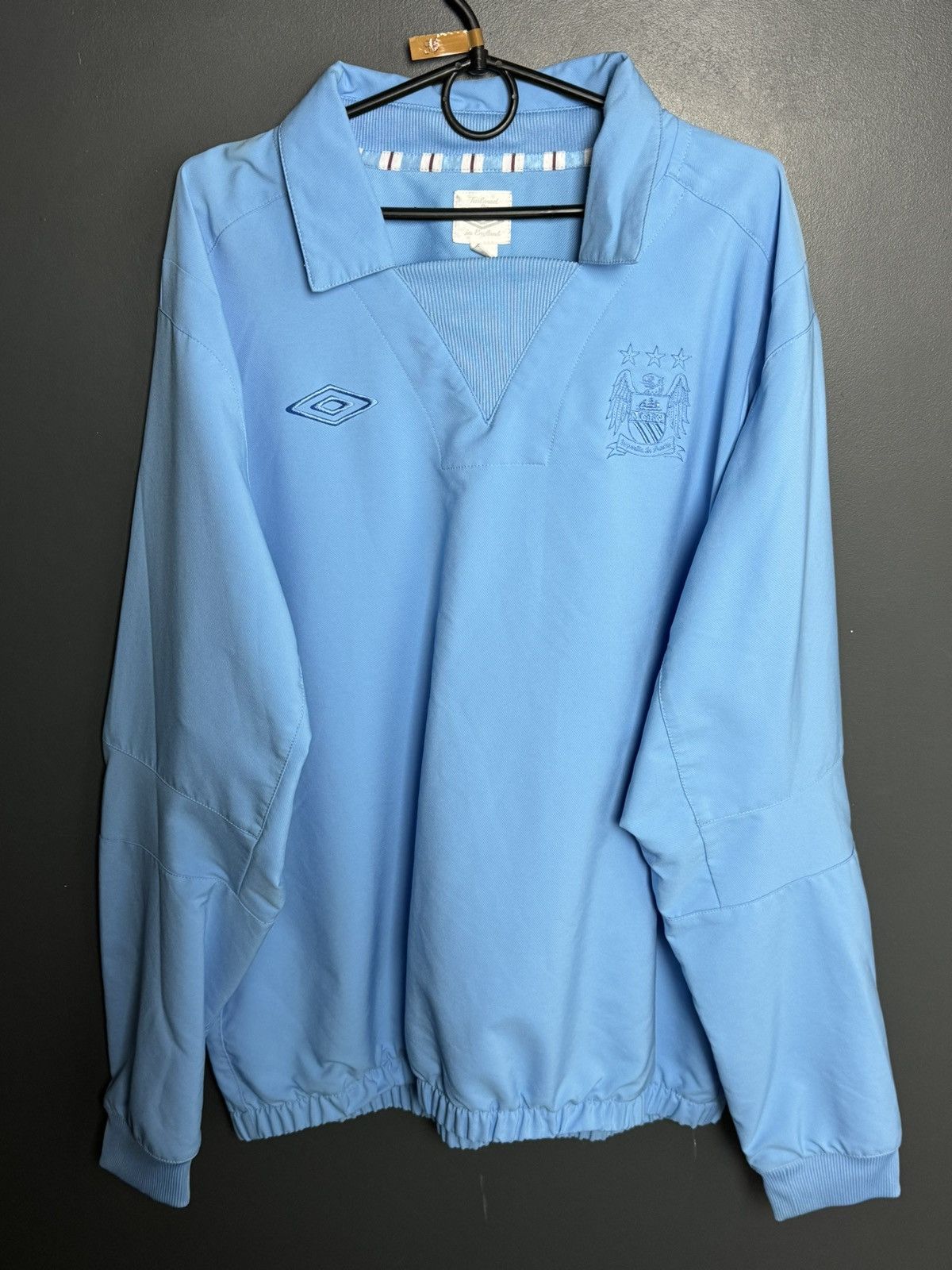 Umbro Manchester City Training Football Sweatshirt Size US XL / EU 56 / 4 - 1 Thumbnail