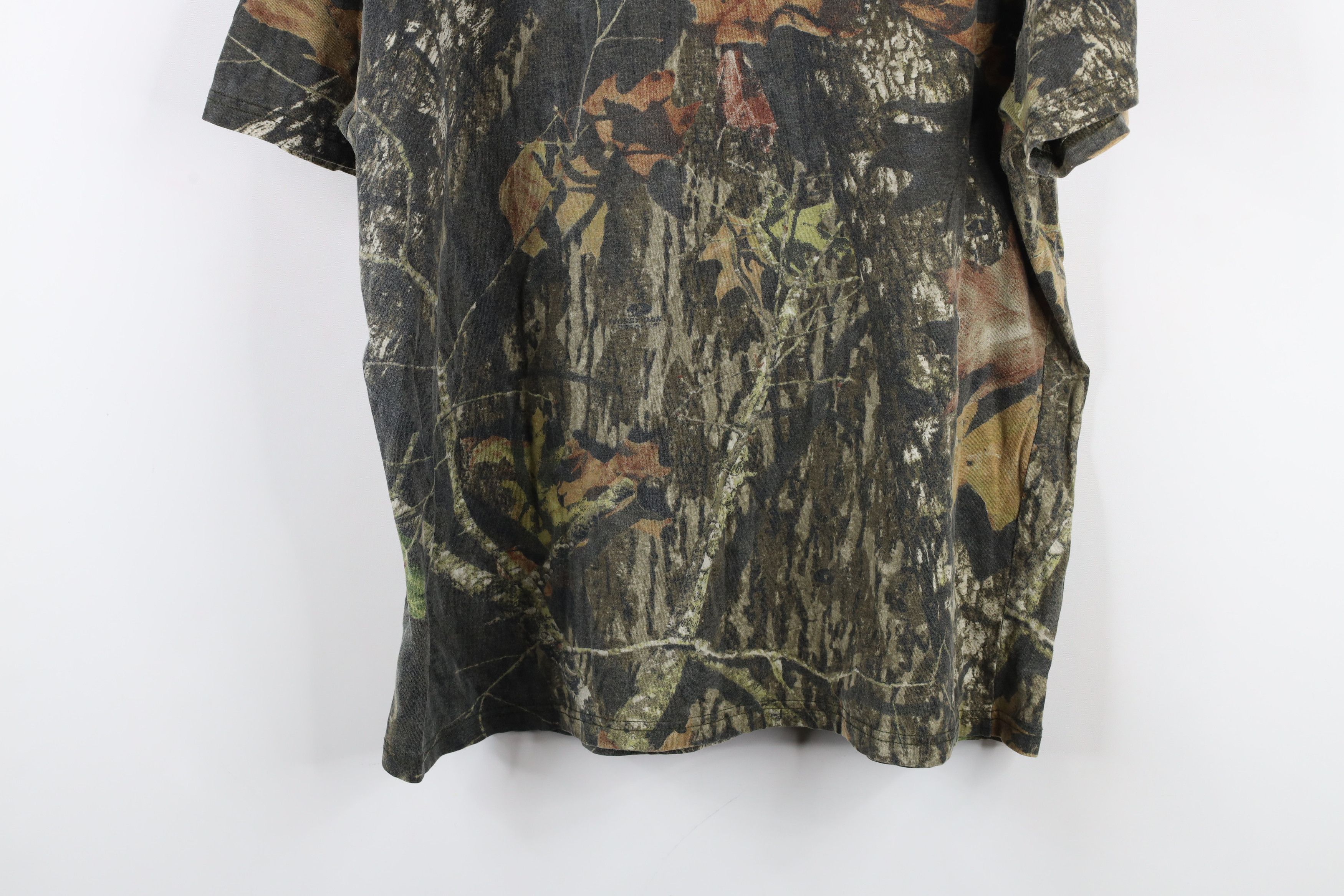 Vintage Vintage Y2K Streetwear Camouflage Short Sleeve T-Shirt Size US L / EU 52-54 / 3 - 9 Thumbnail