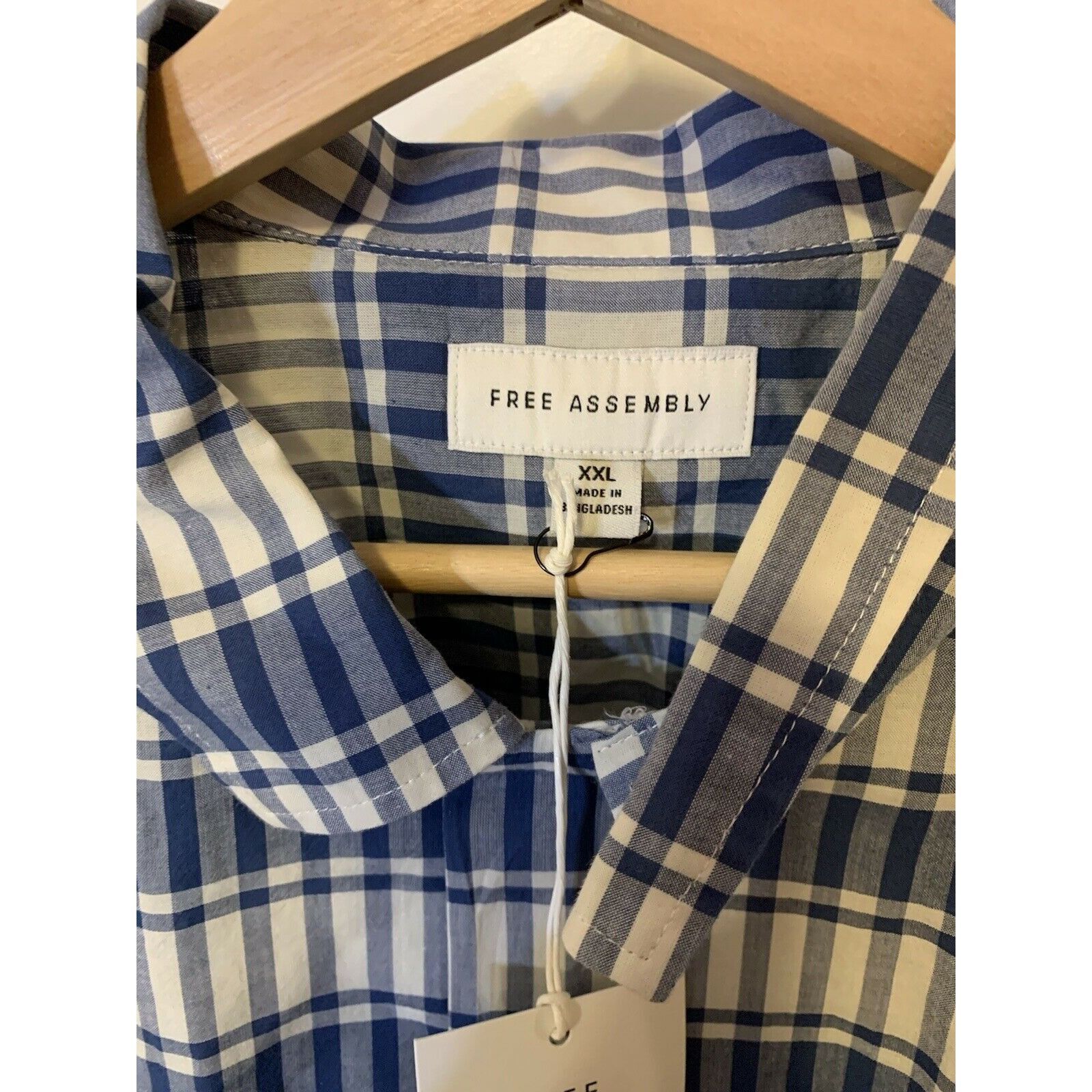 Other New Free assembly Men’s Sz XXL short sleeve button down shir Size US XXL / EU 58 / 5 - 2 Thumbnail