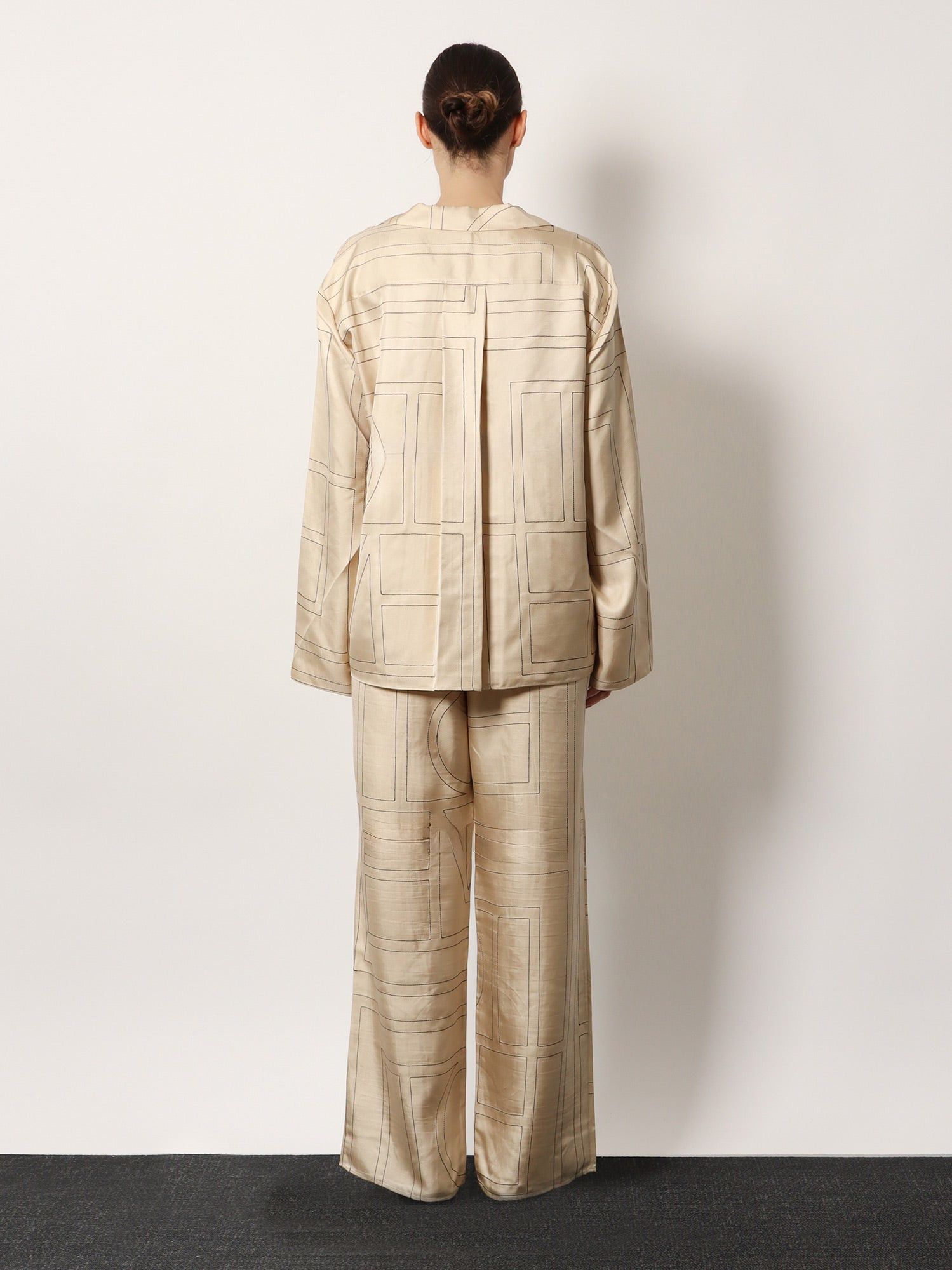 Toteme Silk Shirt With Monogram Logo Embroidery Size S / US 4 / IT 40 - 1 Thumbnail