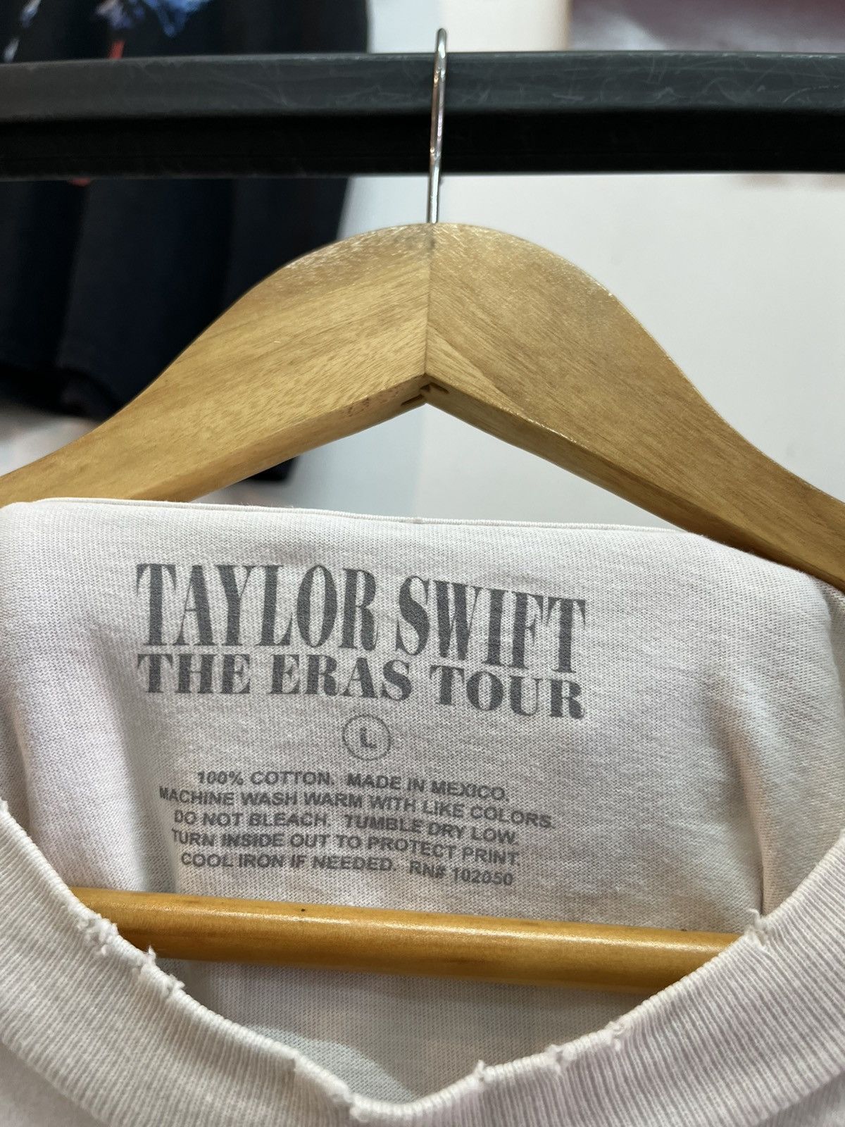 Band Tees Taylor Swift Size US XL / EU 56 / 4 - 5 Thumbnail