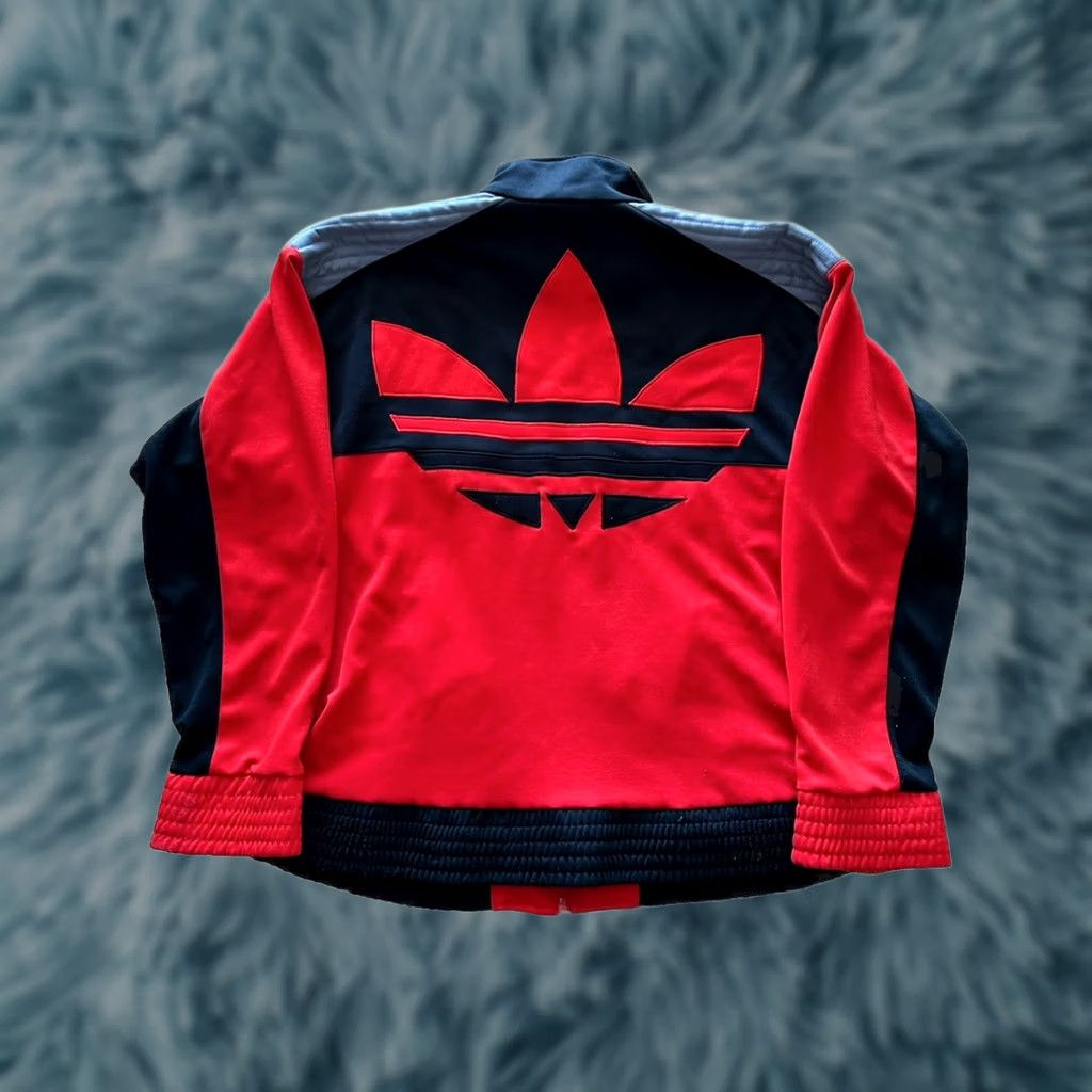Adidas VINTAGE adidas Tracksuit Jacket L Red Gray Embroidered Logo Zip Knit Cotton Polyester Size US 33 - 1 Thumbnail