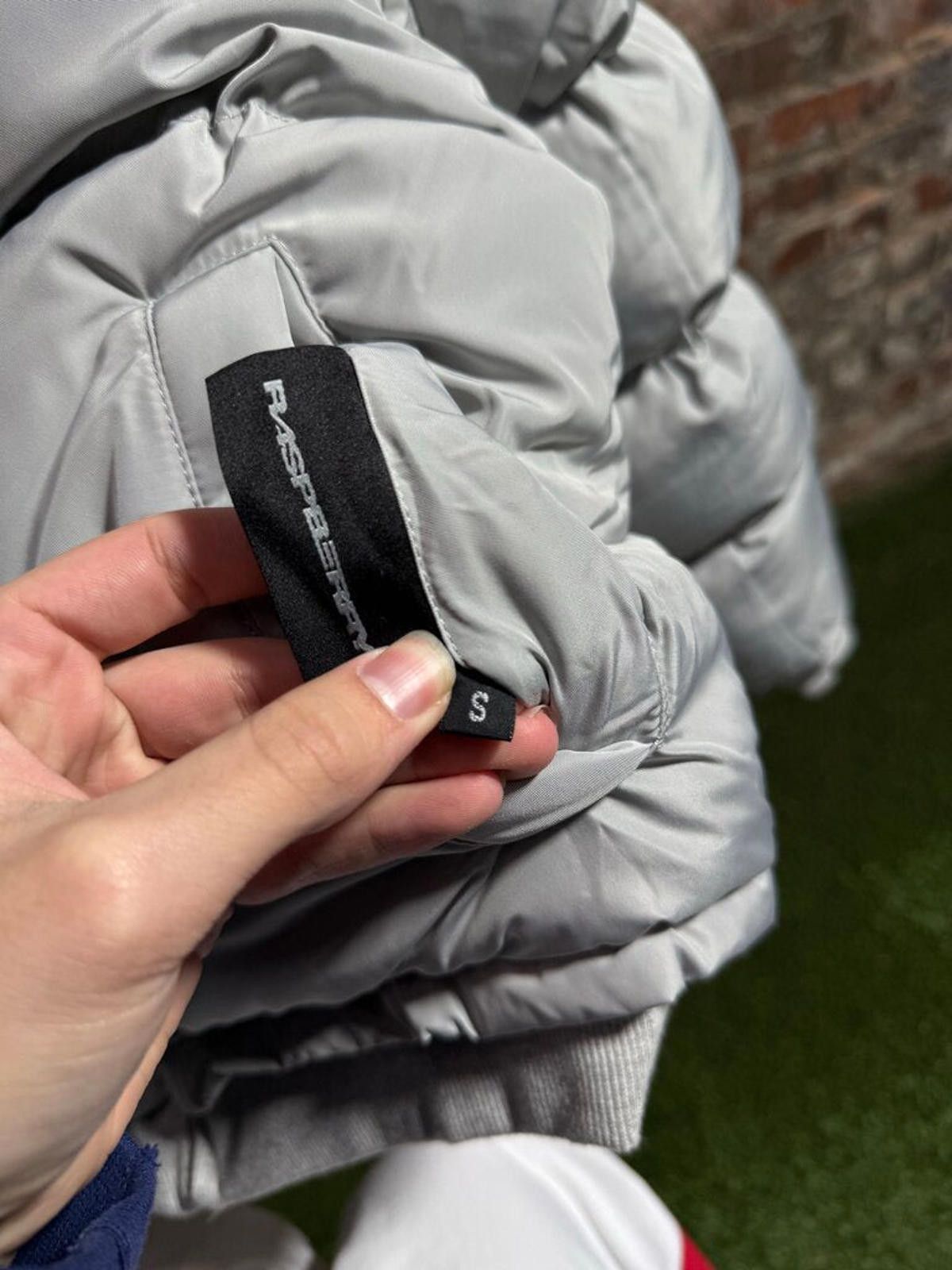 The GV Gallery GV Gallery Grey Reversible Puffer Jacket Sz. S Size ONE SIZE - 5 Thumbnail