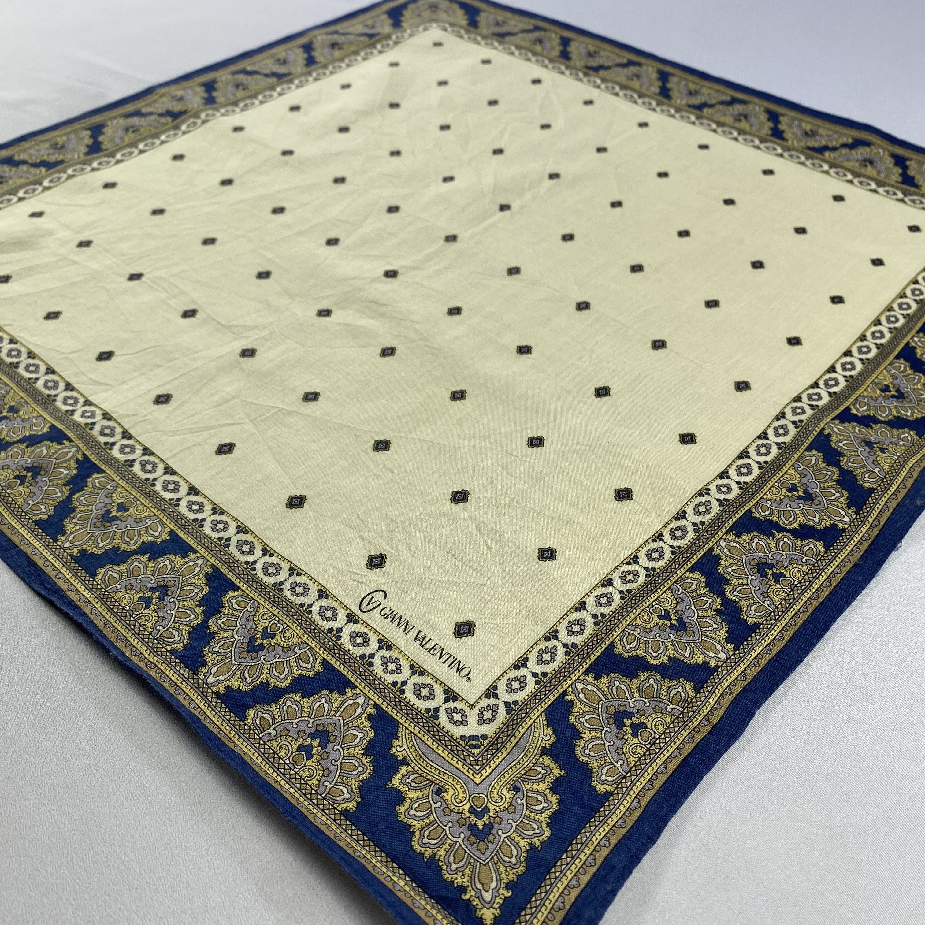 Vintage Valentino Bandana/ Handkerchief / Neckerchief Size ONE SIZE - 2 Thumbnail