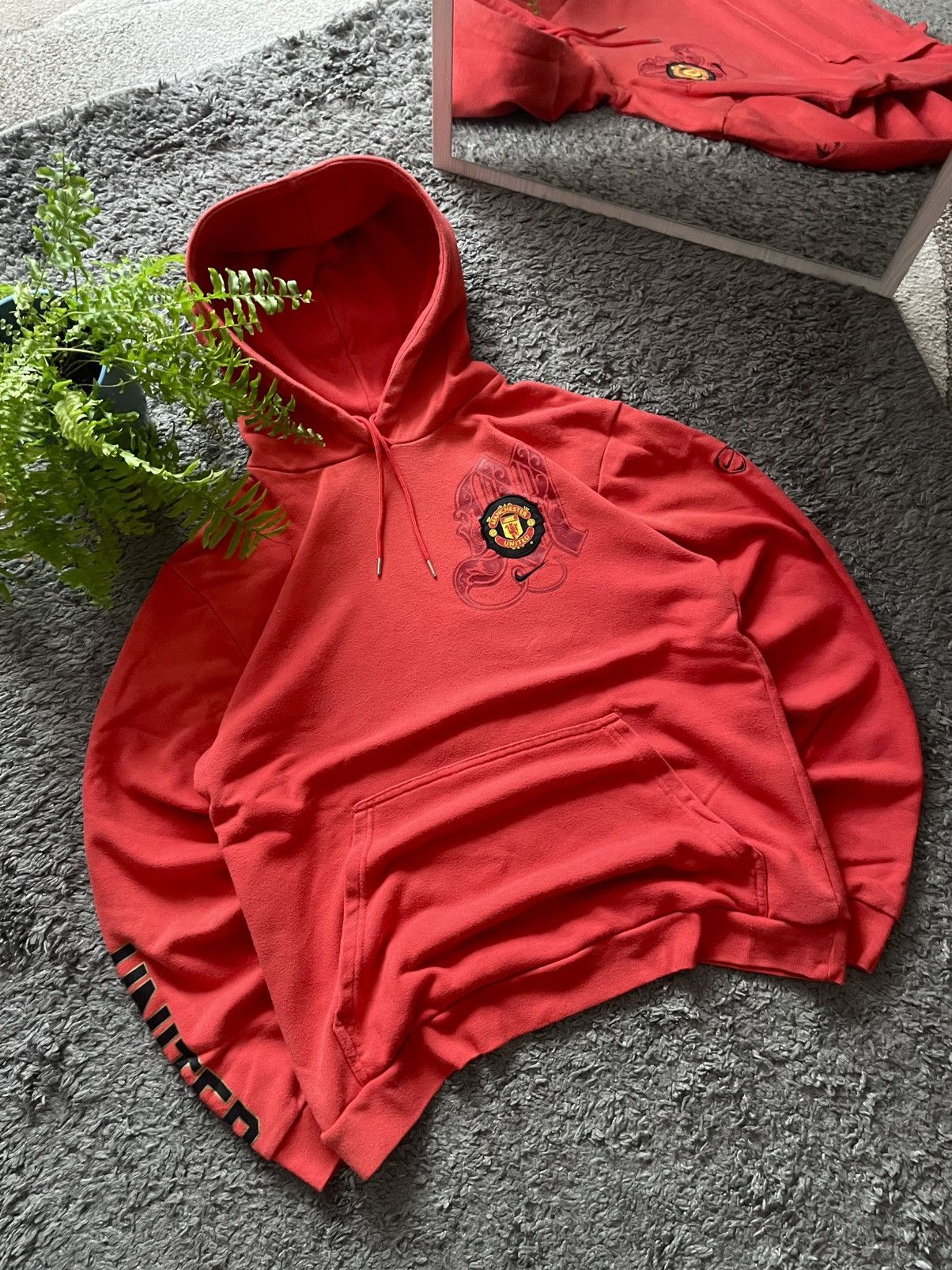 Nike × Vintage 00s Nike Hoodie Vintage Manchester United Streetwear Swoosh Size US M / EU 48-50 / 2 - 2 Thumbnail