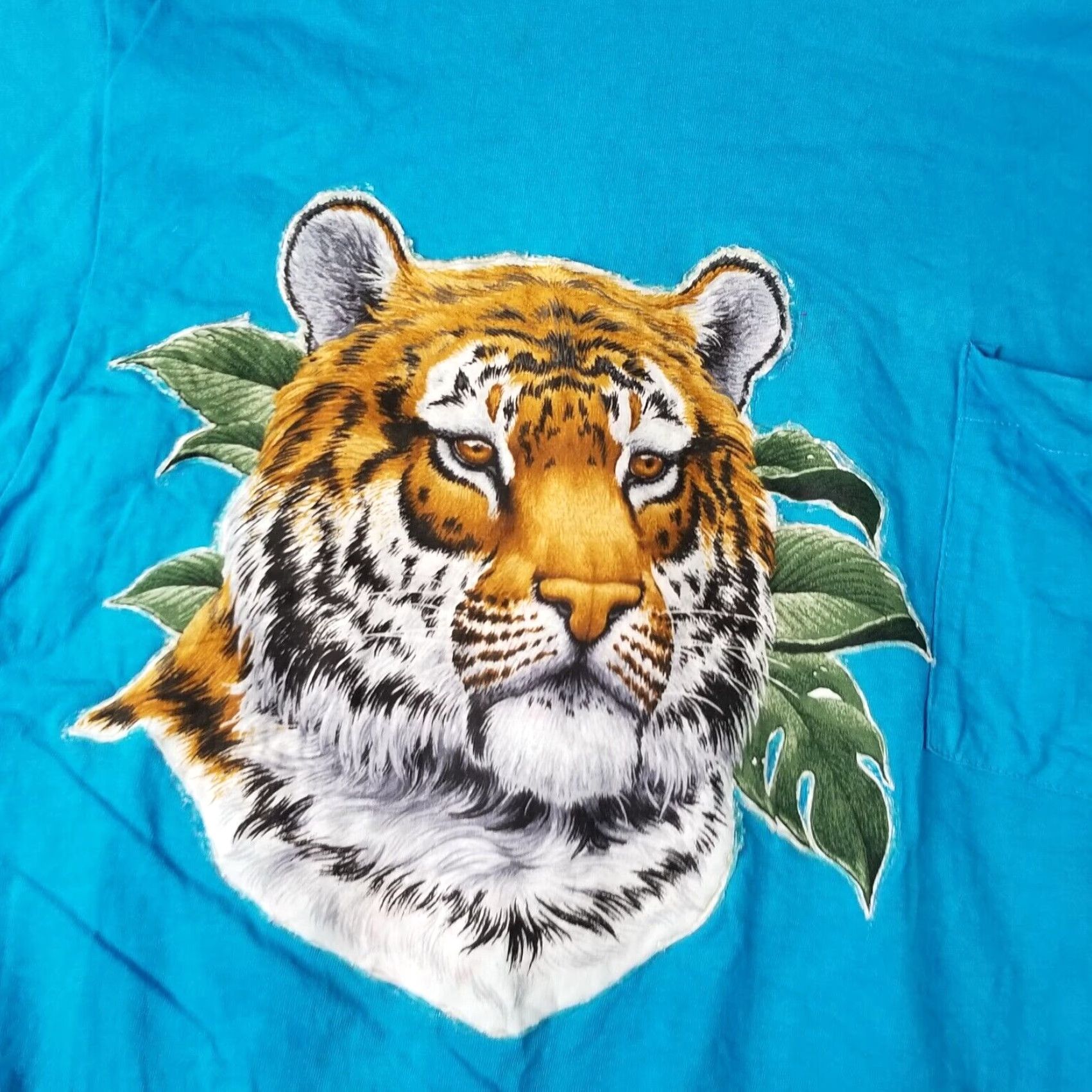 Vintage Vintage BVD Men Large Jungle Shirt Short Sleeve Cotton 80s Wildlife Animals Tee Size US L / EU 52-54 / 3 - 2 Thumbnail