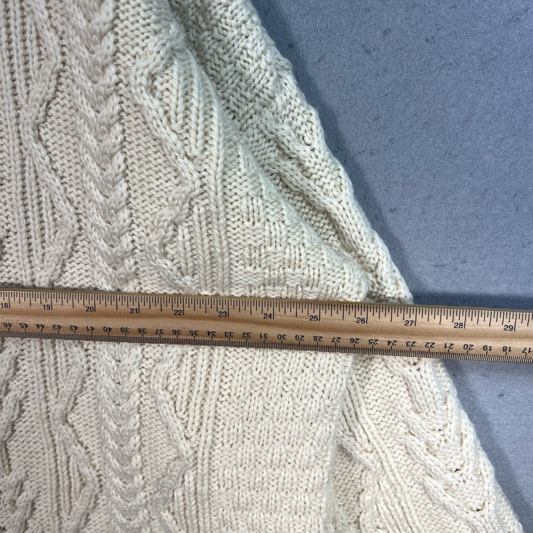 Vintage VINTAGE Aran Crafts Merino Wool Cable Knit Cardigan 2XL Cream Womens Size XXL / US 16-18 / IT 52-54 - 3 Thumbnail