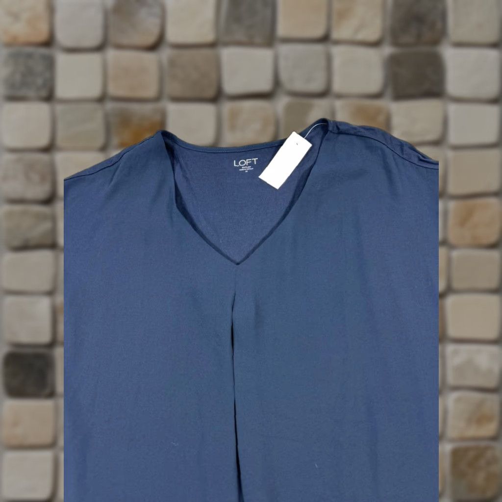 Loft Loft Blue Blouse Shirt Womens Medium M Color Blue Size M / US 6-8 / IT 42-44 - 1 Thumbnail