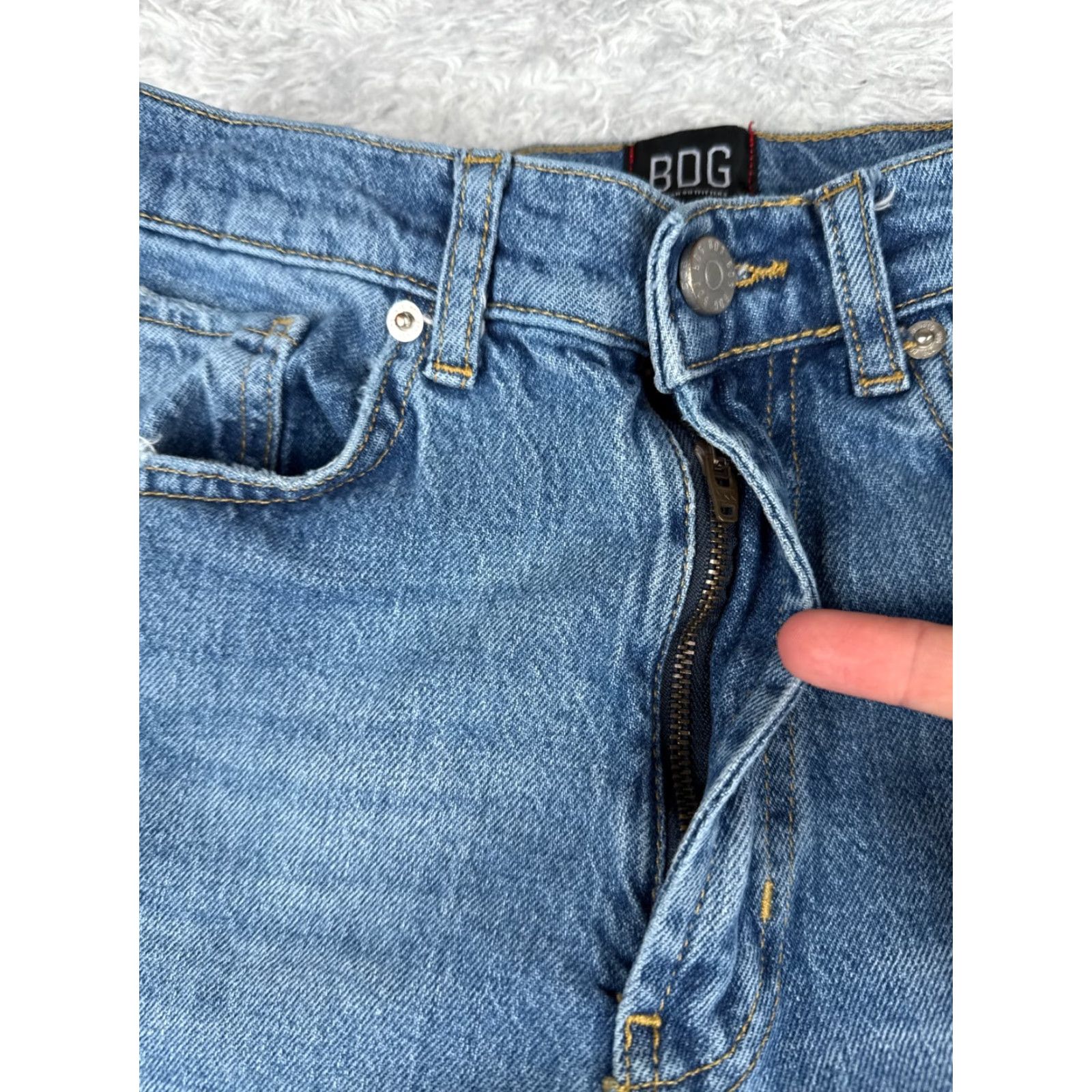 Bdg BDG Jeans Womens 26 Blue Denim High Rise Flared Distressed 26x30 Jeans - 5-Pocket Cotton Denim Regular Womens 30 Inseam Medium Wash Vintage No Size 26" / US 2 / IT 38 - 5 Thumbnail
