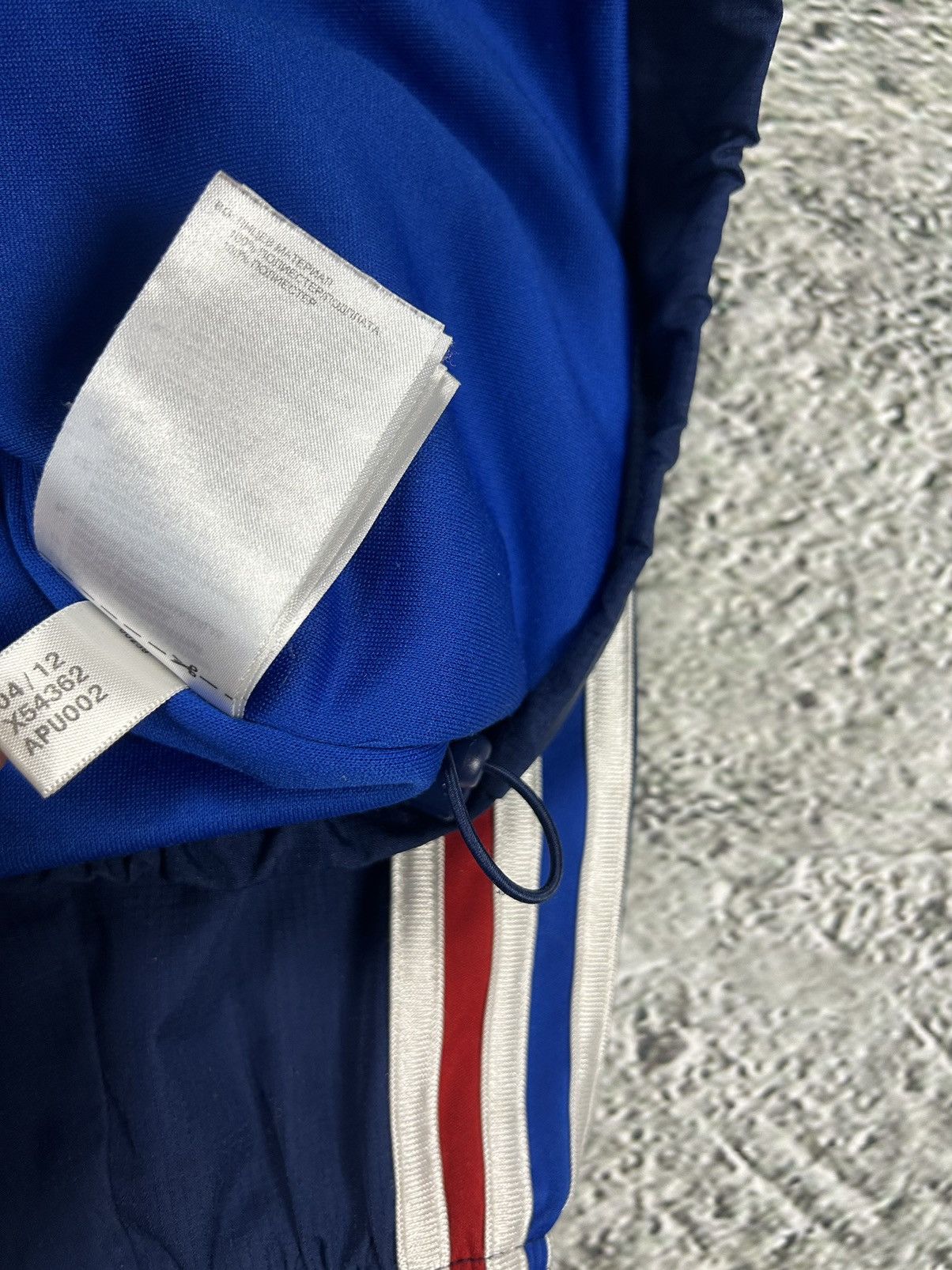Adidas × Vintage France Adidas track suit navy pants windbreaker vintage Size US L / EU 52-54 / 3 - 9 Thumbnail