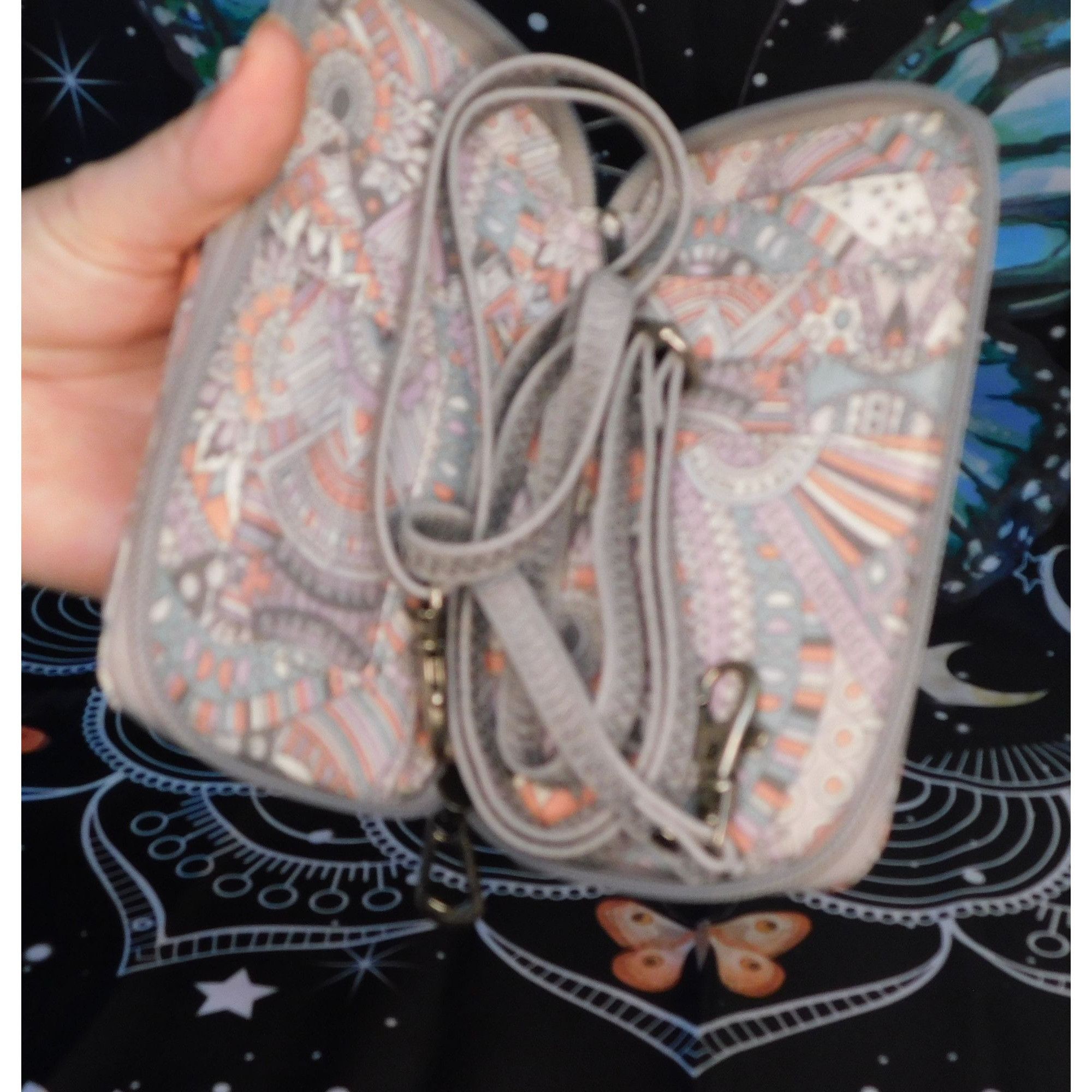 Other Sakroots Smartphone Artist Circle Wristlet Size ONE SIZE - 3 Thumbnail