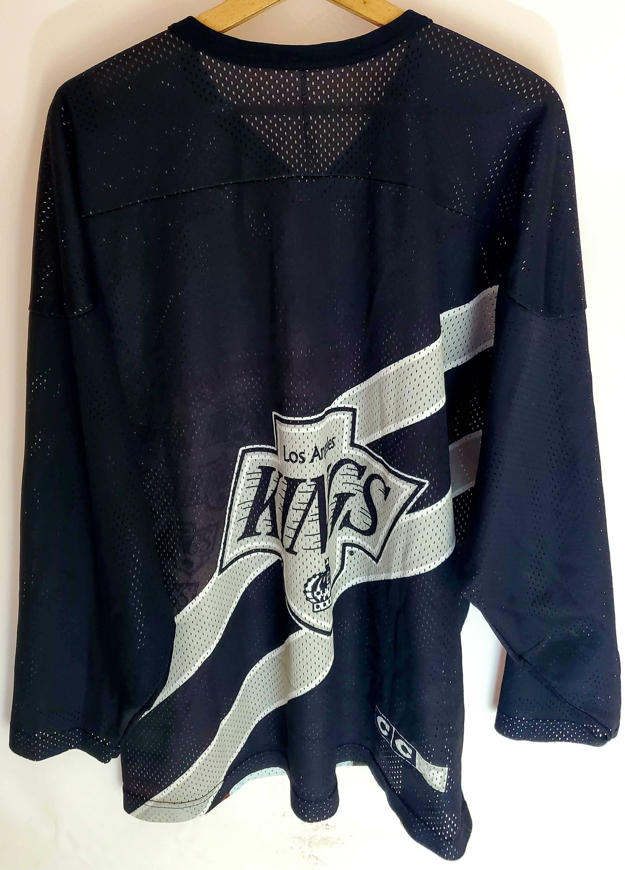 NHL Vintage LA Los Angeles Kings CCM Hockey NHL Jersey Size L/XL Size US L / EU 52-54 / 3 - 4 Thumbnail
