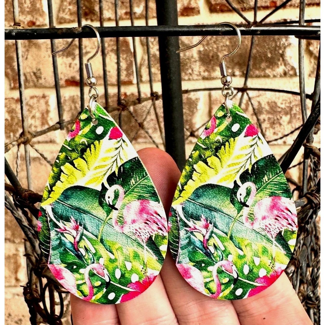 Handmade Flamingo Earrings Dangle Hooks New Art Deco Las Vegas Flori Size ONE SIZE - 10 Thumbnail