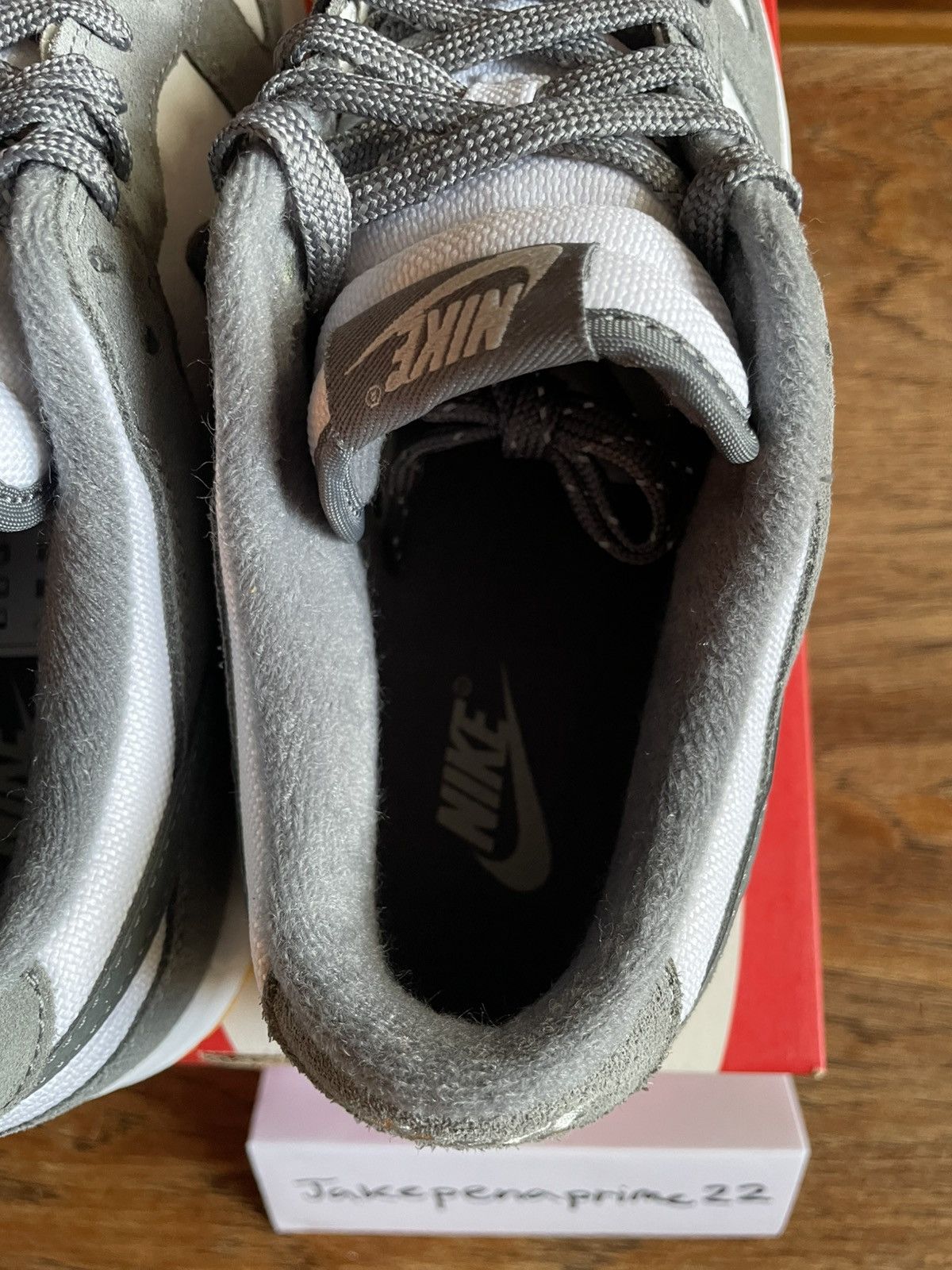 Nike Nike Dunk Low, white & smoke grey Size US 9 / EU 42 - 16 Thumbnail