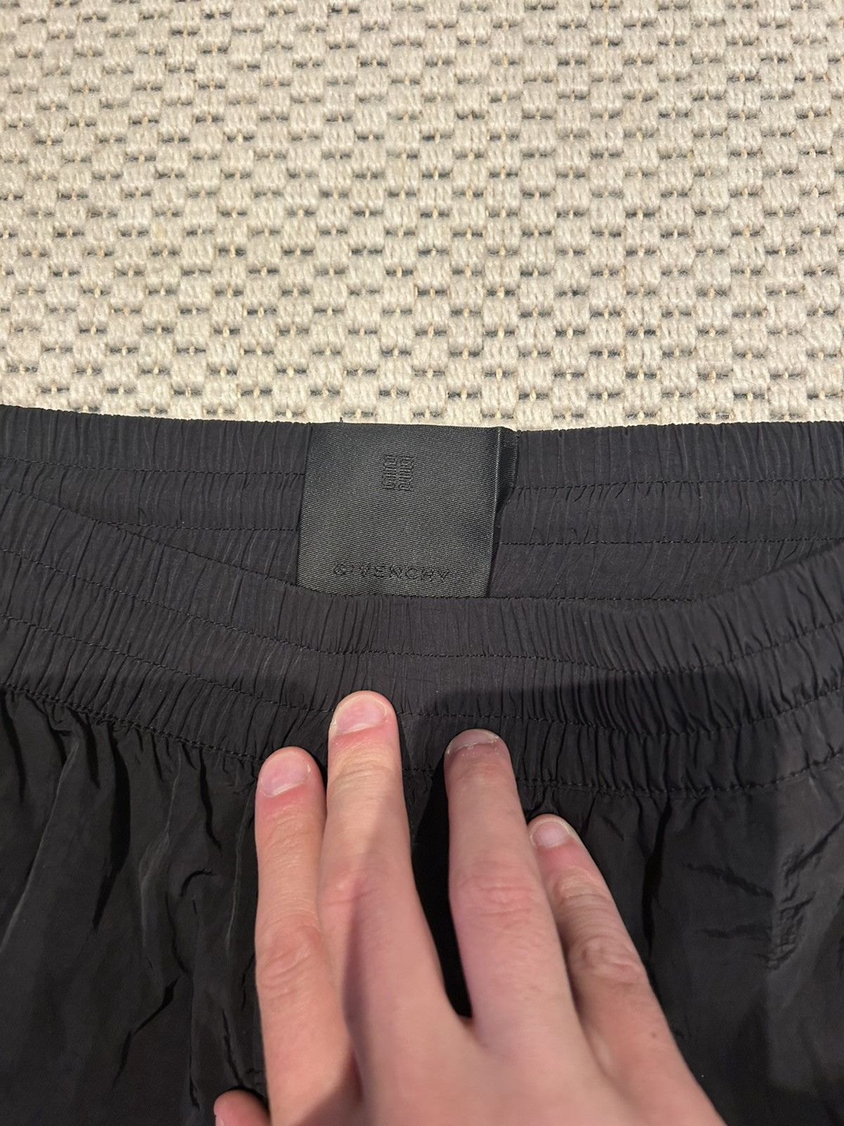 Givenchy Givenchy Nylon Trackpants Size US 30 / EU 46 - 3 Thumbnail