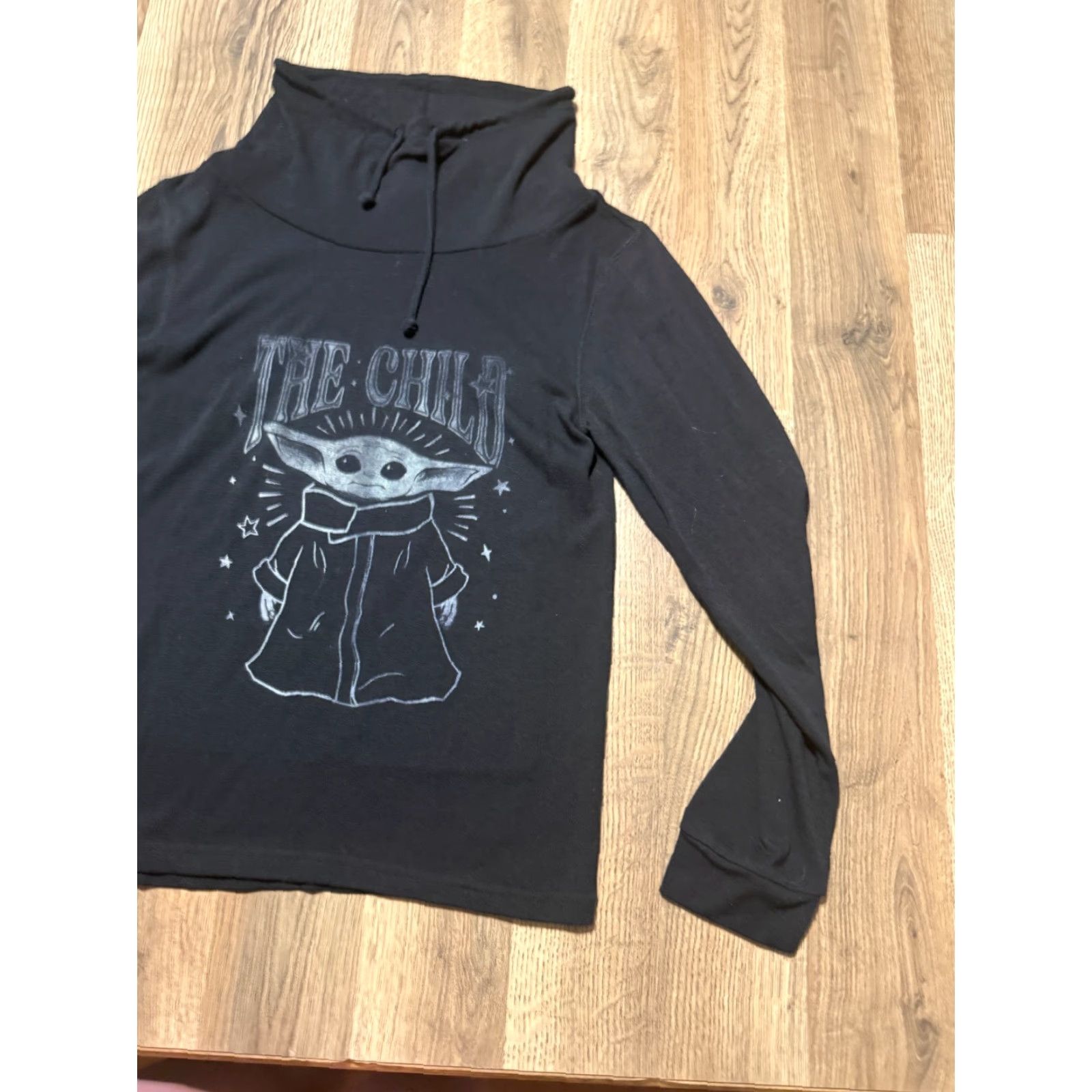 Star Wars VINTAGE Star Wars Shirt Womens Small Long Sleeve Turtleneck Black Yoda "The Child" Size S / US 4 / IT 40 - 4 Thumbnail