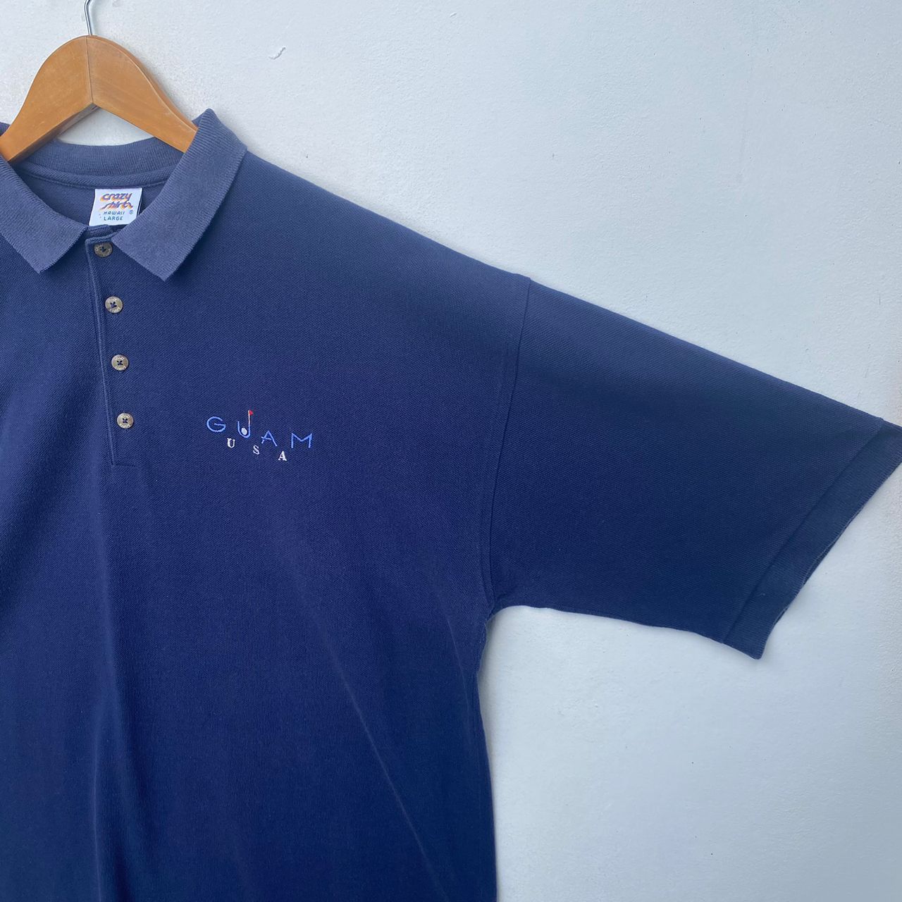 Vintage VINTAGE GUAM USA CRAZY SHIRTS POLO COLLARED Size US L / EU 52-54 / 3 - 6 Thumbnail
