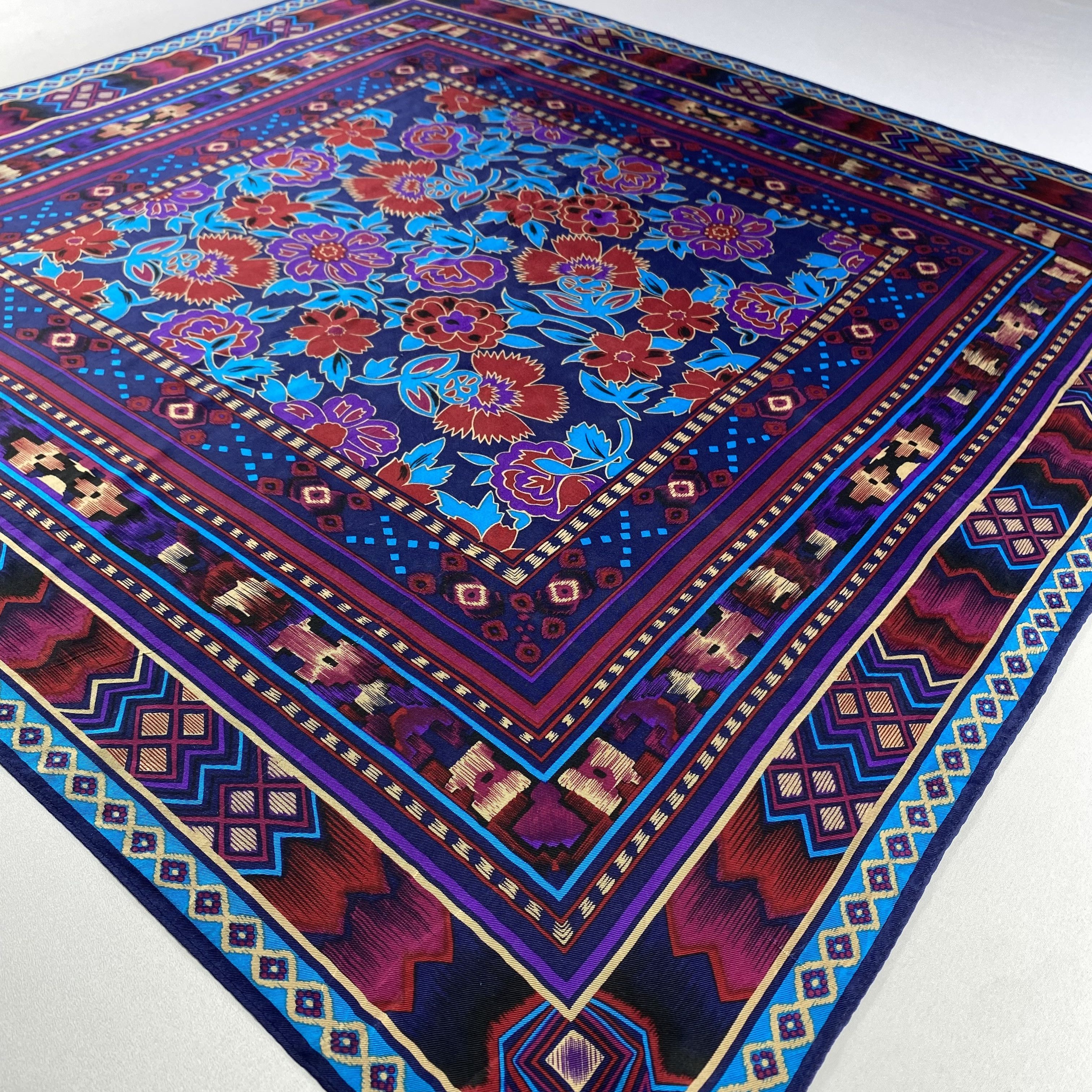 Japanese Brand × Vintage Vintage Japanese Brand Flora Silk Scarf SS049 Size ONE SIZE - 3 Thumbnail