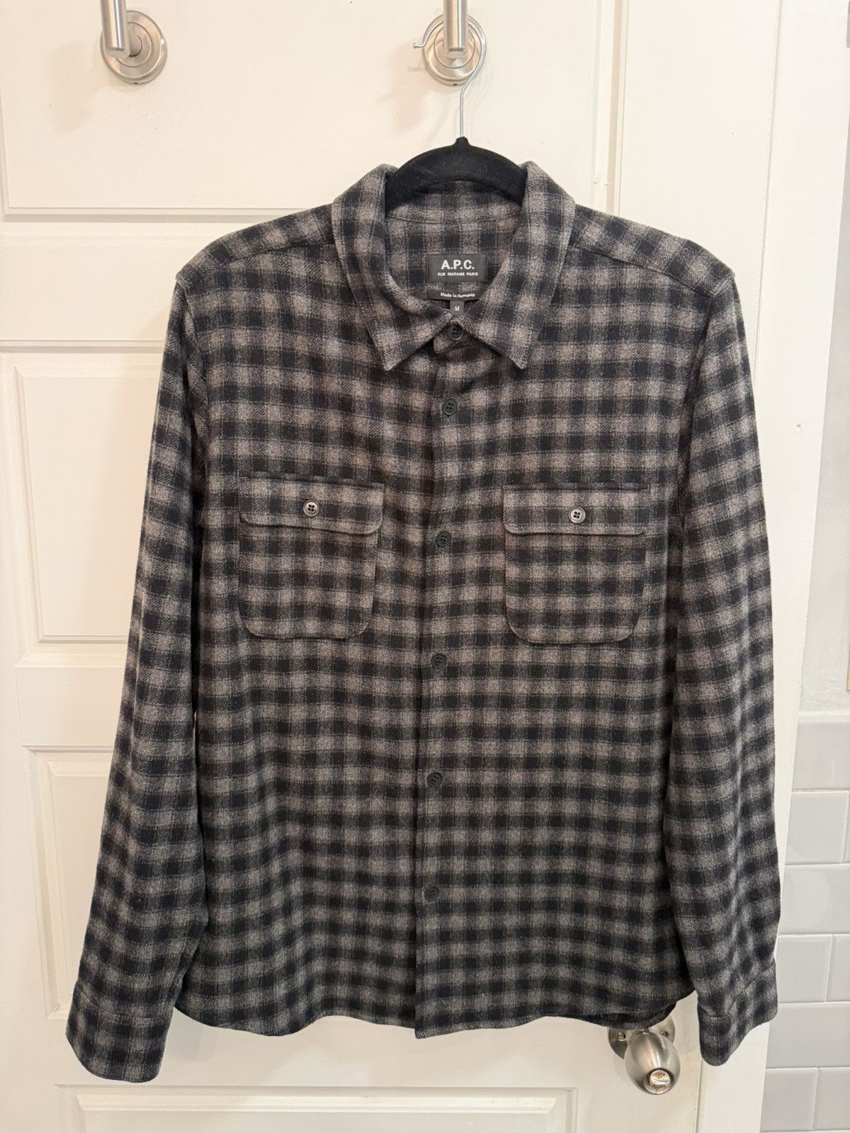 A.P.C. A.P.C. Black/Grey Check Overshirt Wool Blend Size M Size US M / EU 48-50 / 2 - 1 Thumbnail