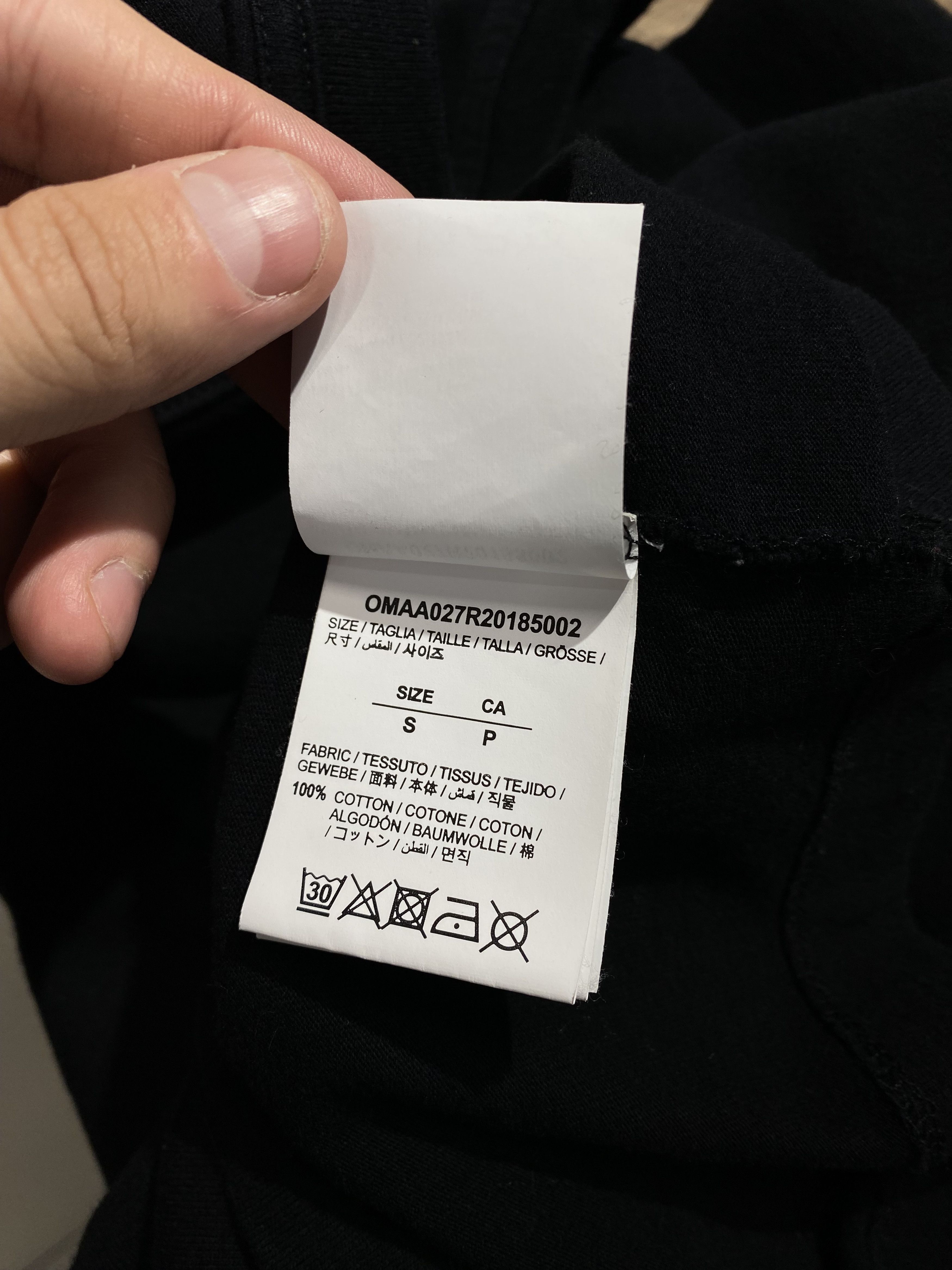 Off-White Off-White by Virgil Abloh Tape Arrows T-Shirt 'Black' size S Size US S / EU 44-46 / 1 - 12 Thumbnail